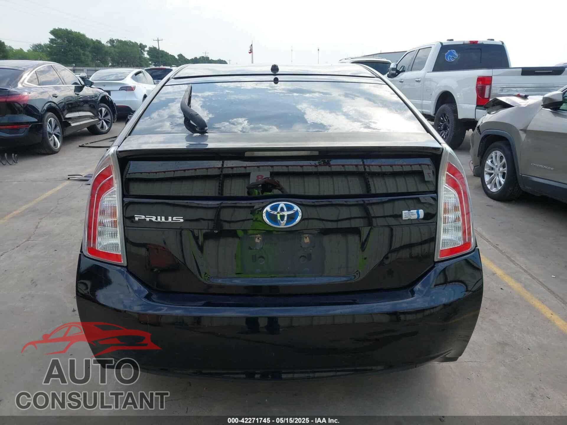 TOYOTA PRIUS 2014 - JTDKN3DU2E0367661