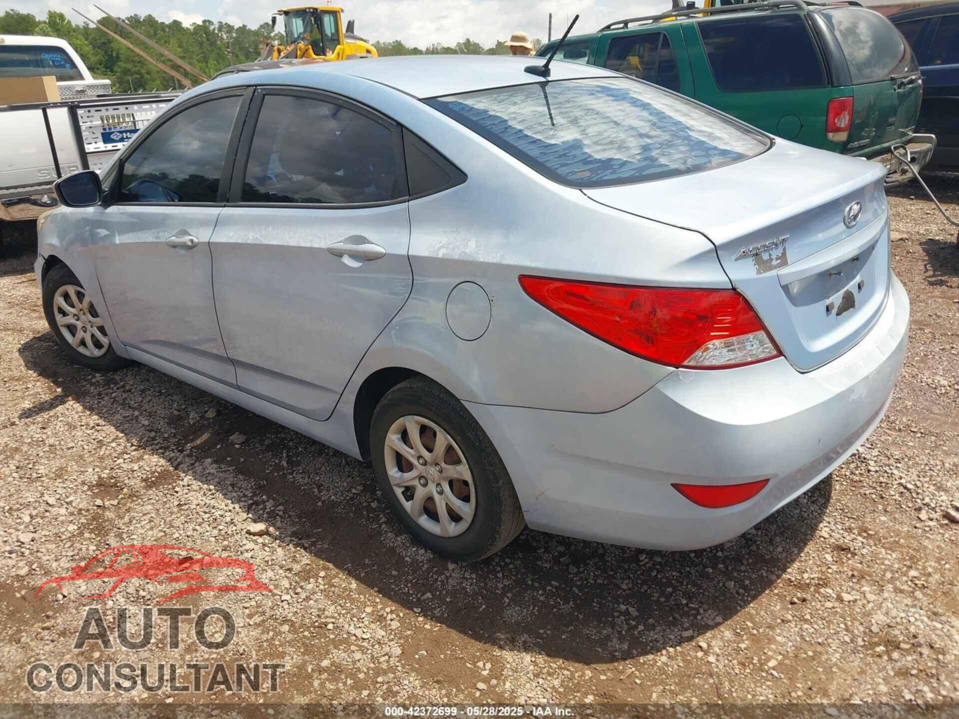 HYUNDAI ACCENT 2013 - KMHCT4AEXDU449105