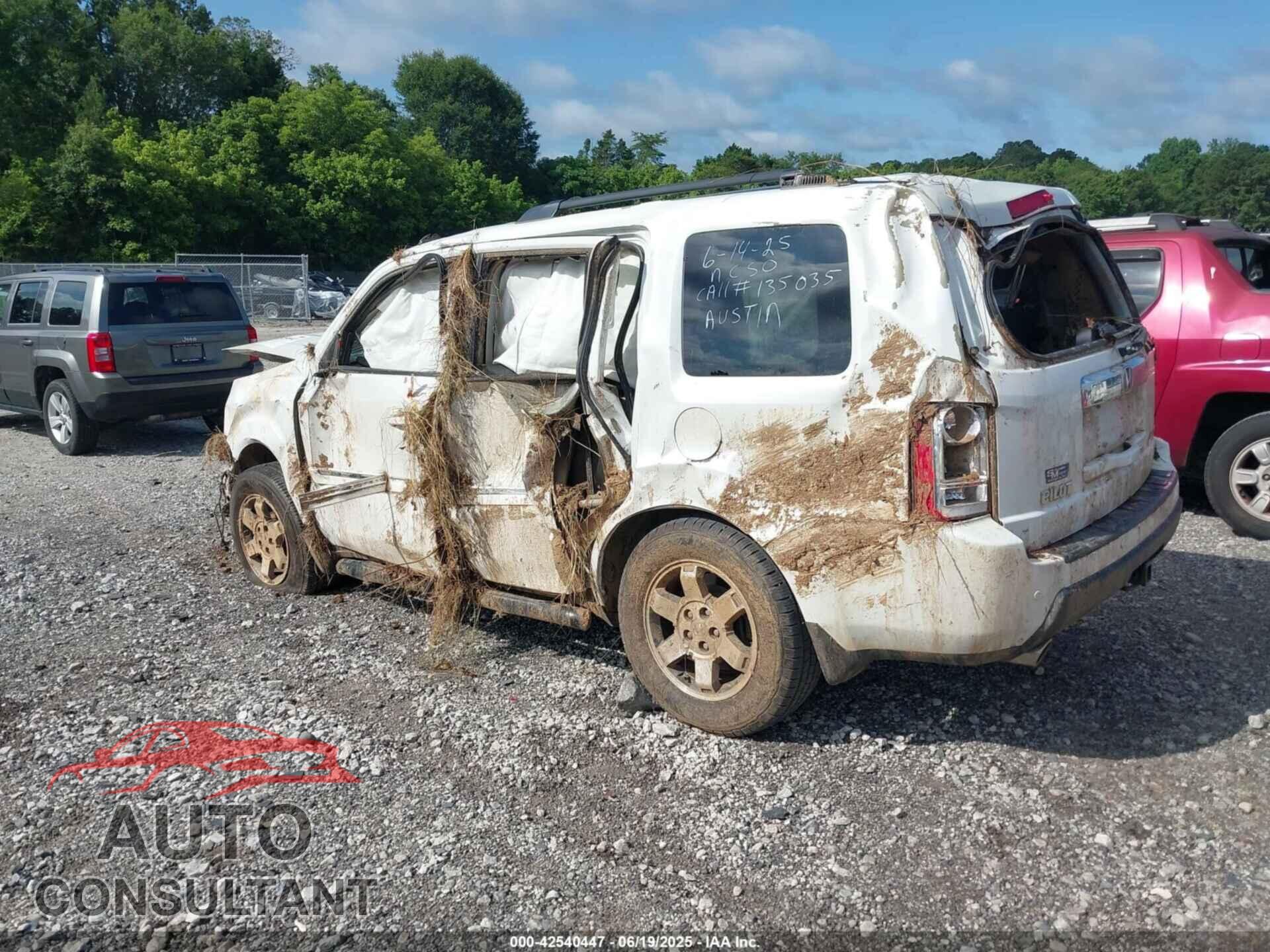 HONDA PILOT 2011 - 5FNYF3H97BB018392