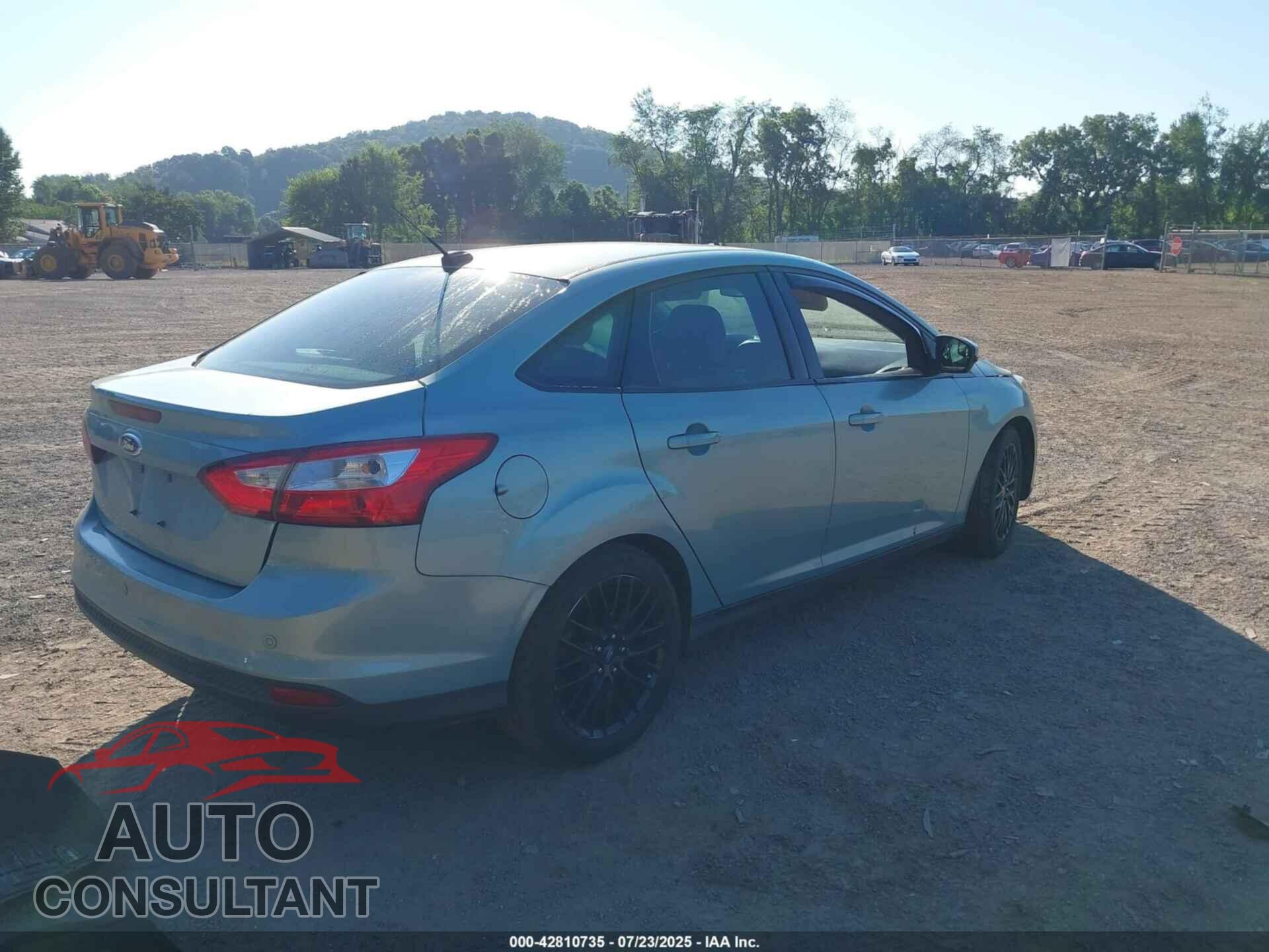 FORD FOCUS 2012 - 1FAHP3H27CL419221