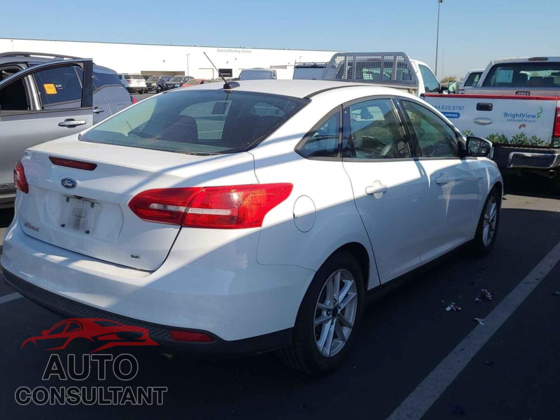 FORD FOCUS 2017 - 1FADP3F29HL206151