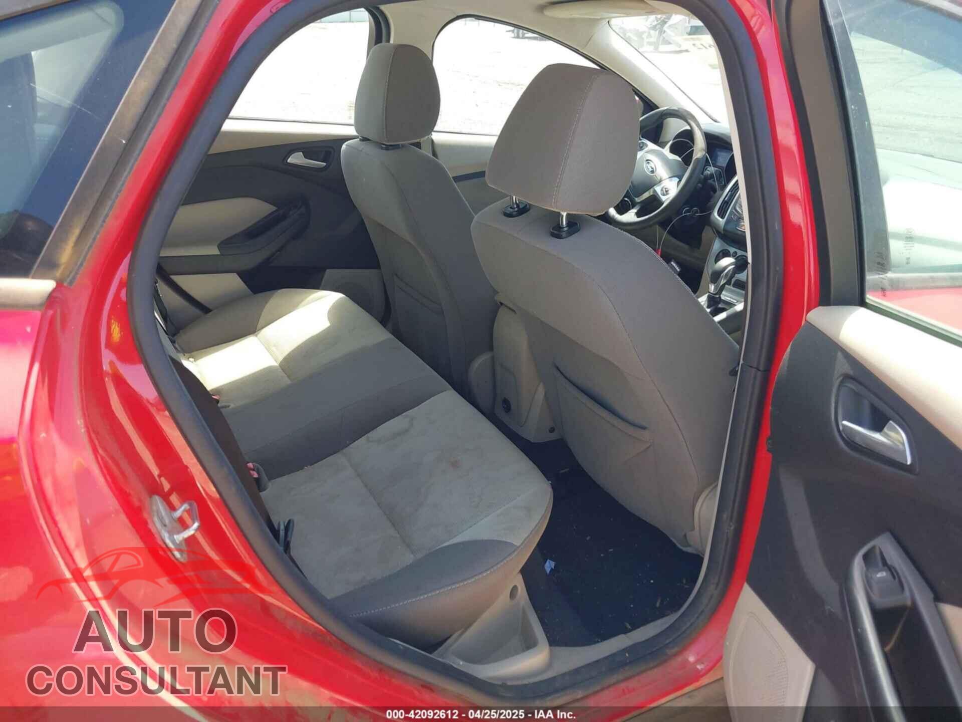 FORD FOCUS 2014 - 1FADP3F21EL196436