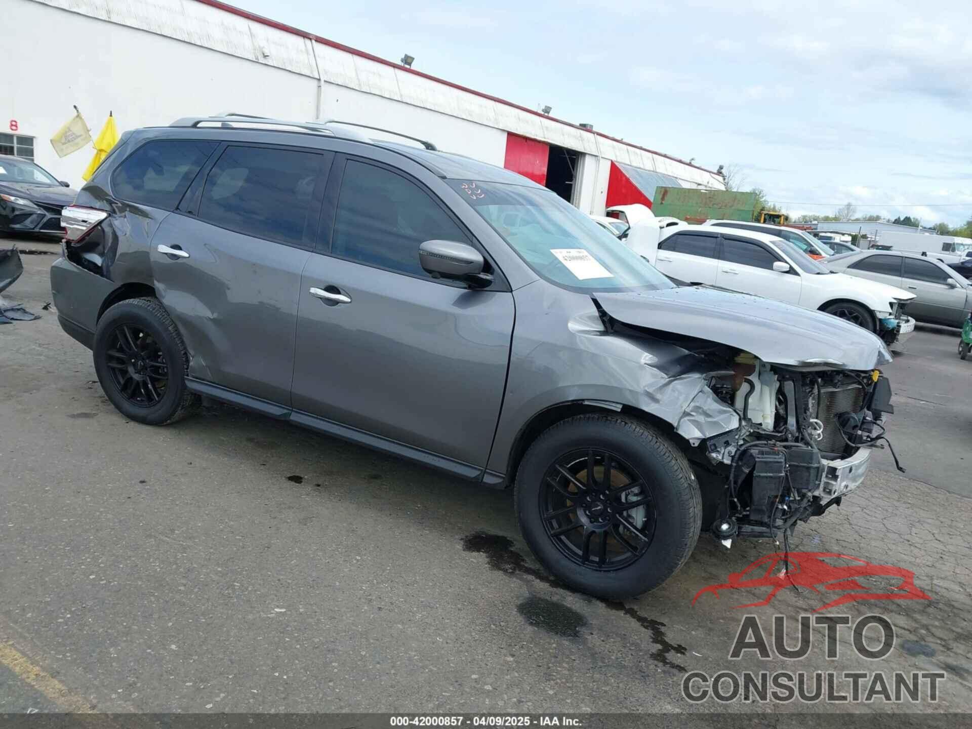 NISSAN PATHFINDER 2019 - 5N1DR2MM9KC601663
