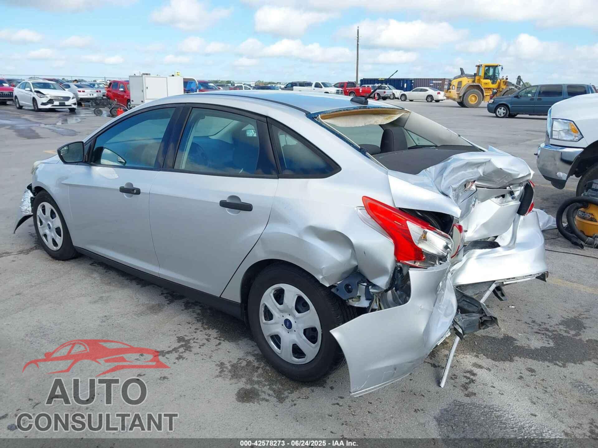 FORD FOCUS 2014 - 1FADP3E25EL406490