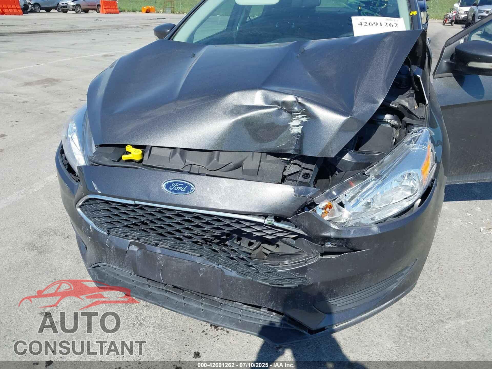 FORD FOCUS 2016 - 1FADP3F27GL323645