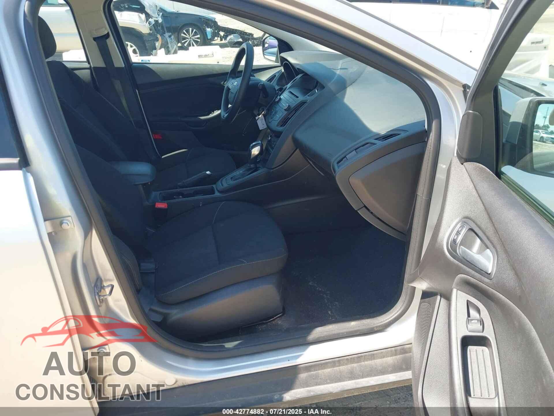 FORD FOCUS 2016 - 1FADP3F25GL341058