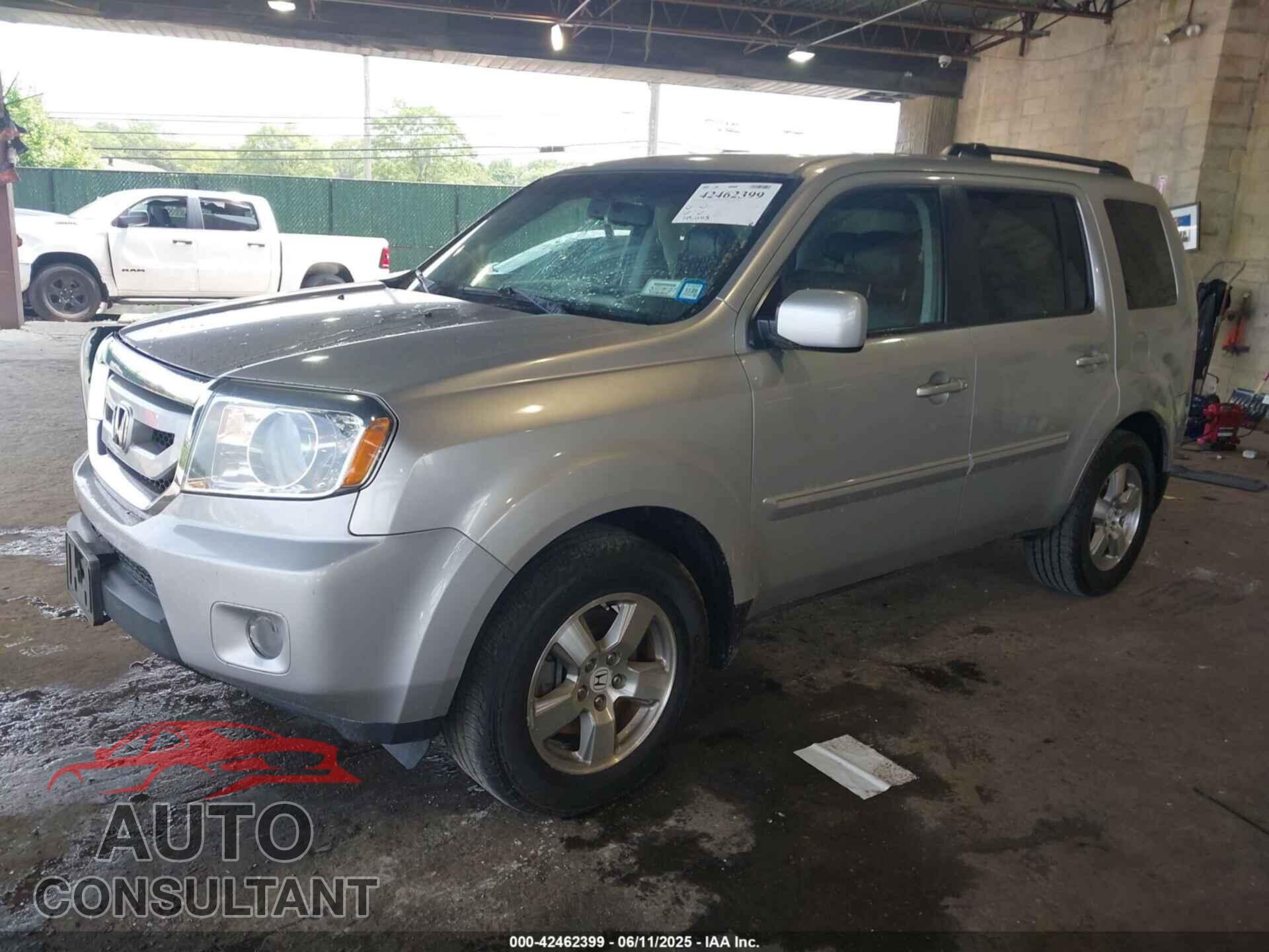 HONDA PILOT 2011 - 5FNYF4H69BB002593