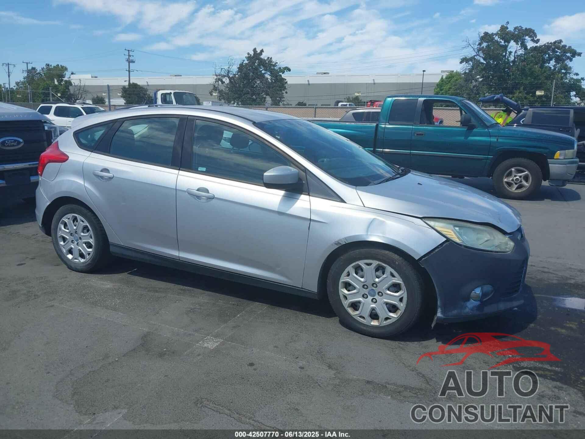 FORD FOCUS 2012 - 1FAHP3K24CL177576