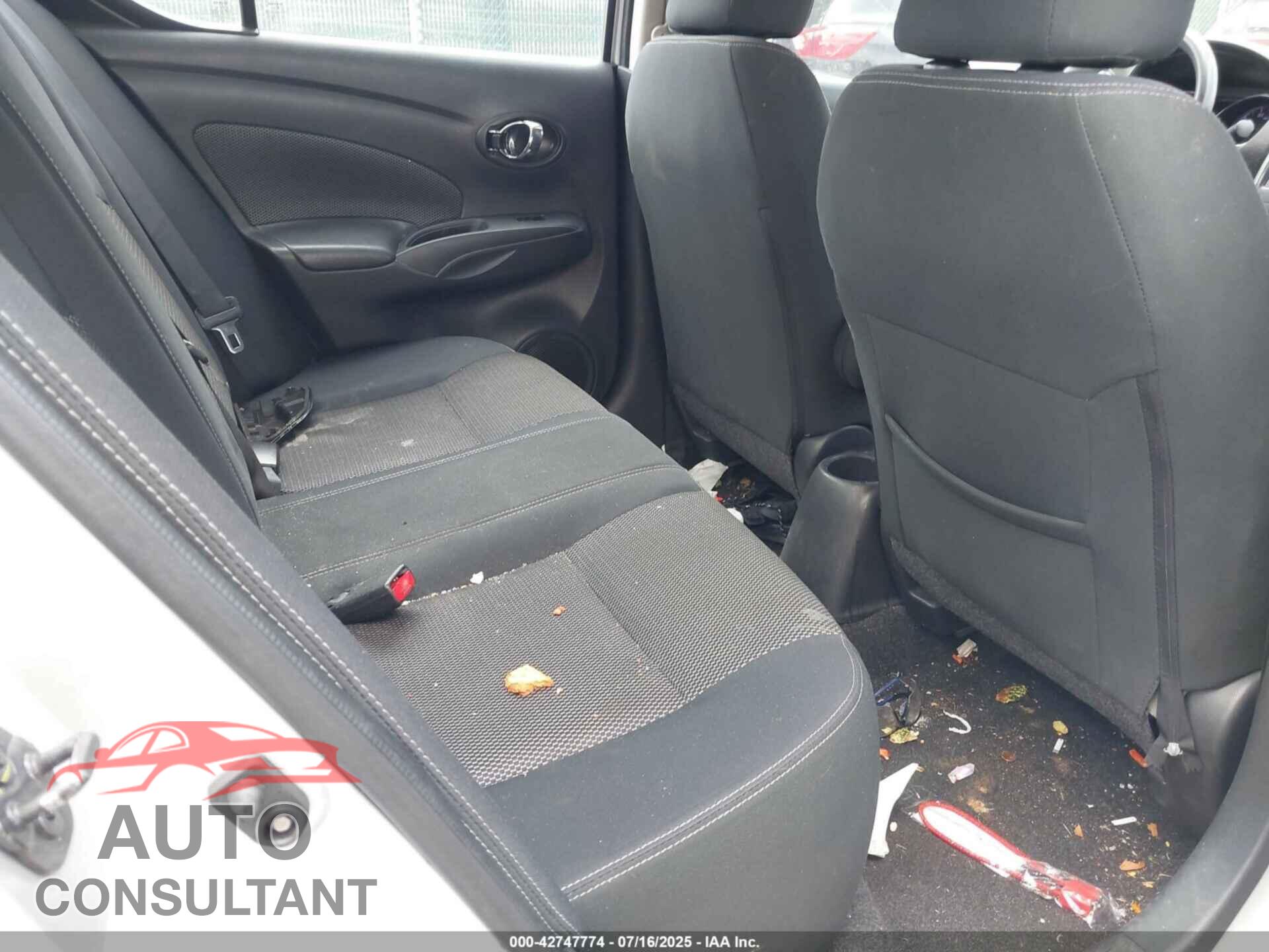 NISSAN VERSA 2017 - 3N1CN7AP3HL815782