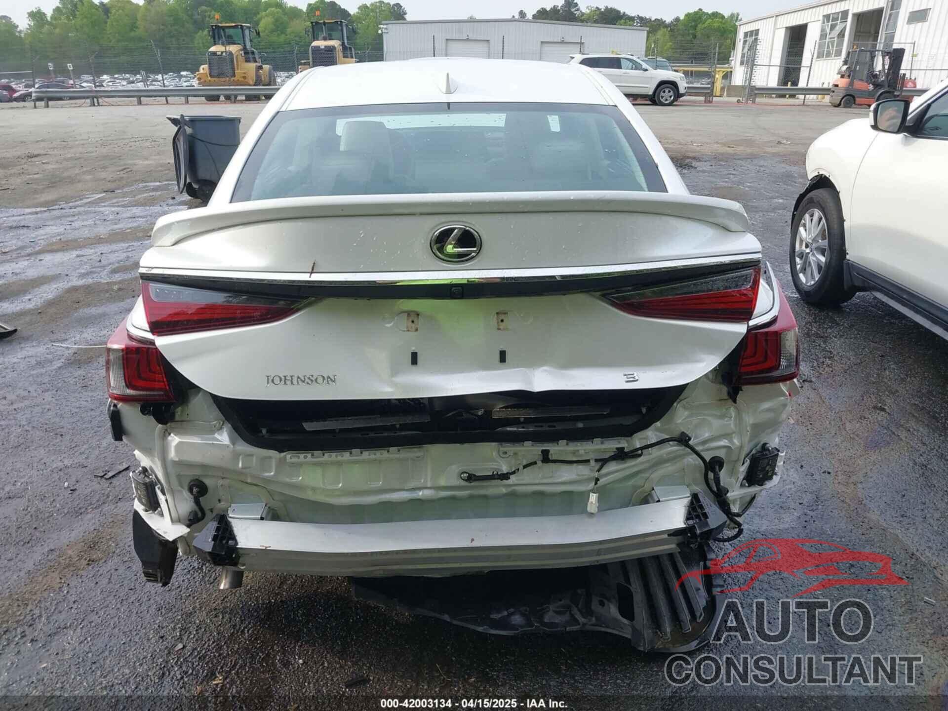 LEXUS ES 300H 2024 - 58AFA1C11RU045086