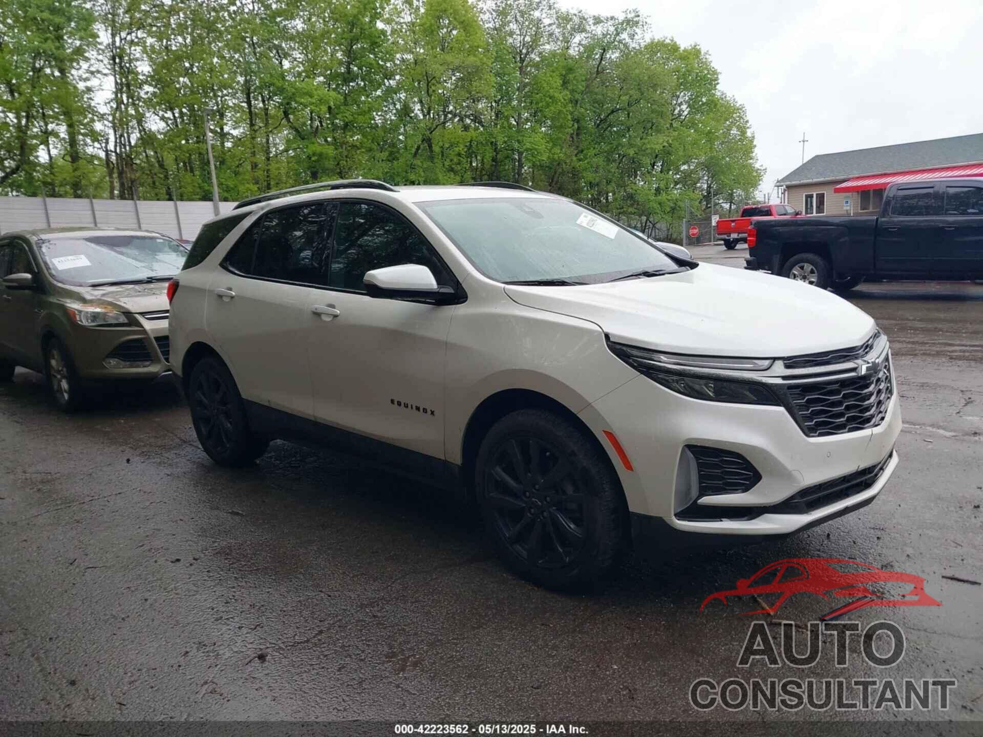 CHEVROLET EQUINOX 2022 - 3GNAXWEV8NS235051