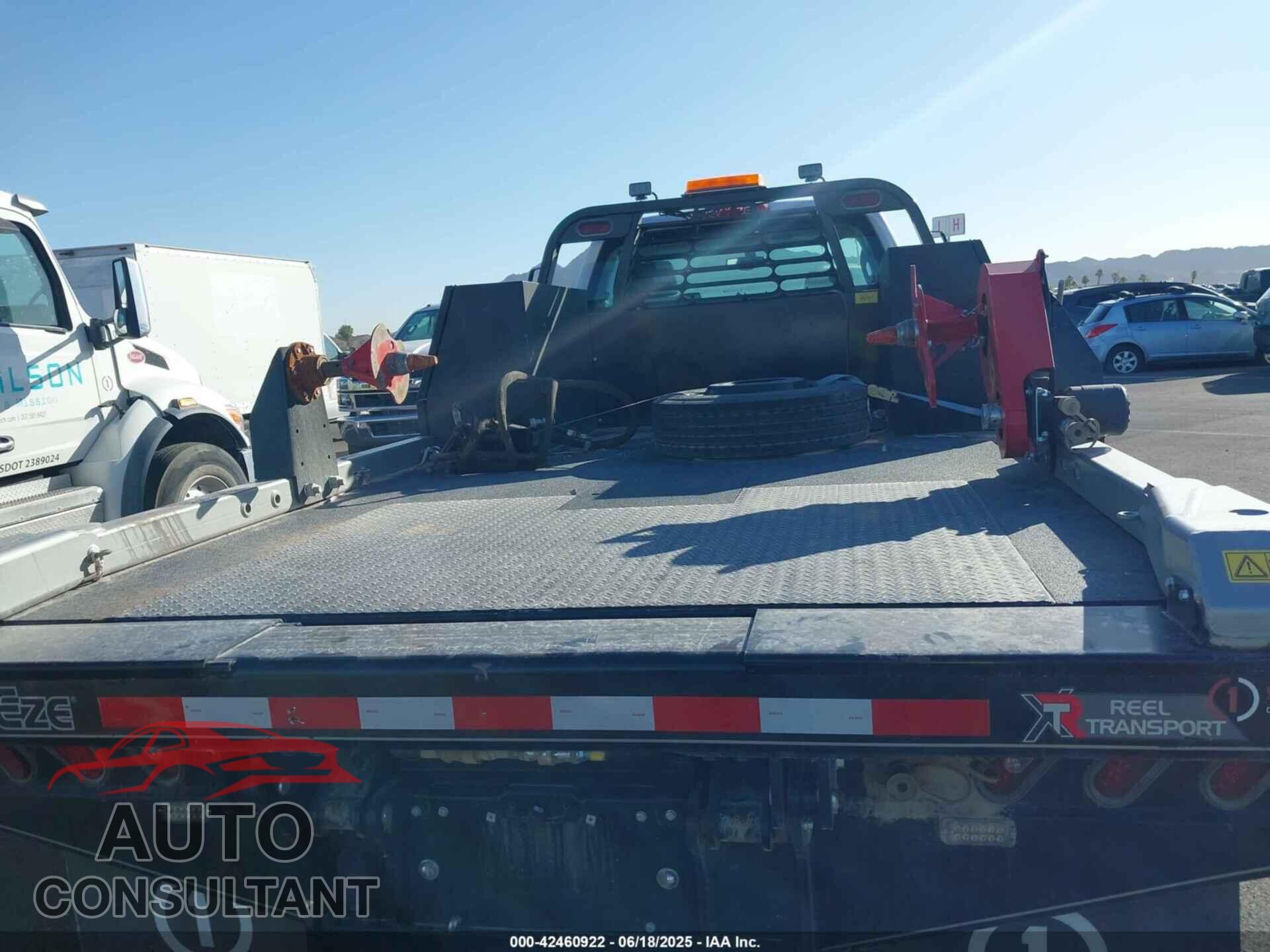 CHEVROLET SILVERADO MD 2023 - 1HTKJPVM4PH130940
