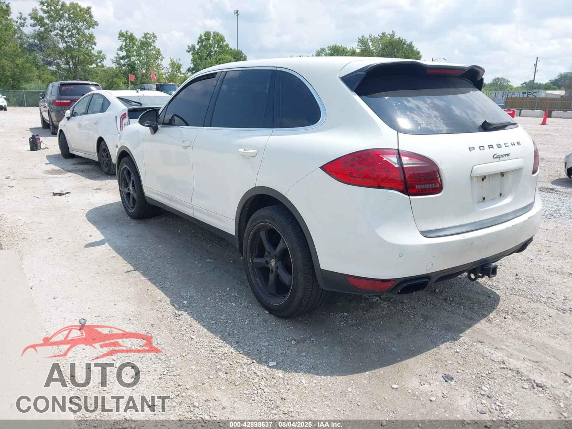 PORSCHE CAYENNE 2011 - WP1AA2A26BLA04261