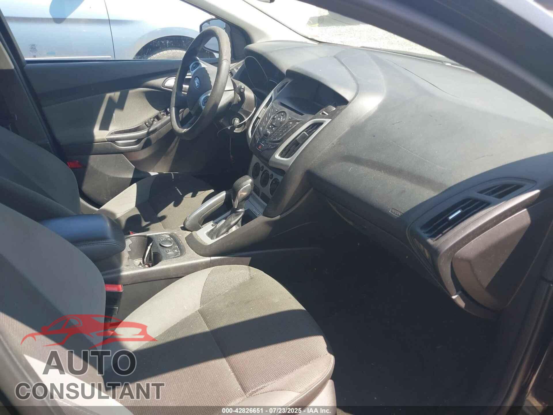 FORD FOCUS 2014 - 1FADP3K25EL107554