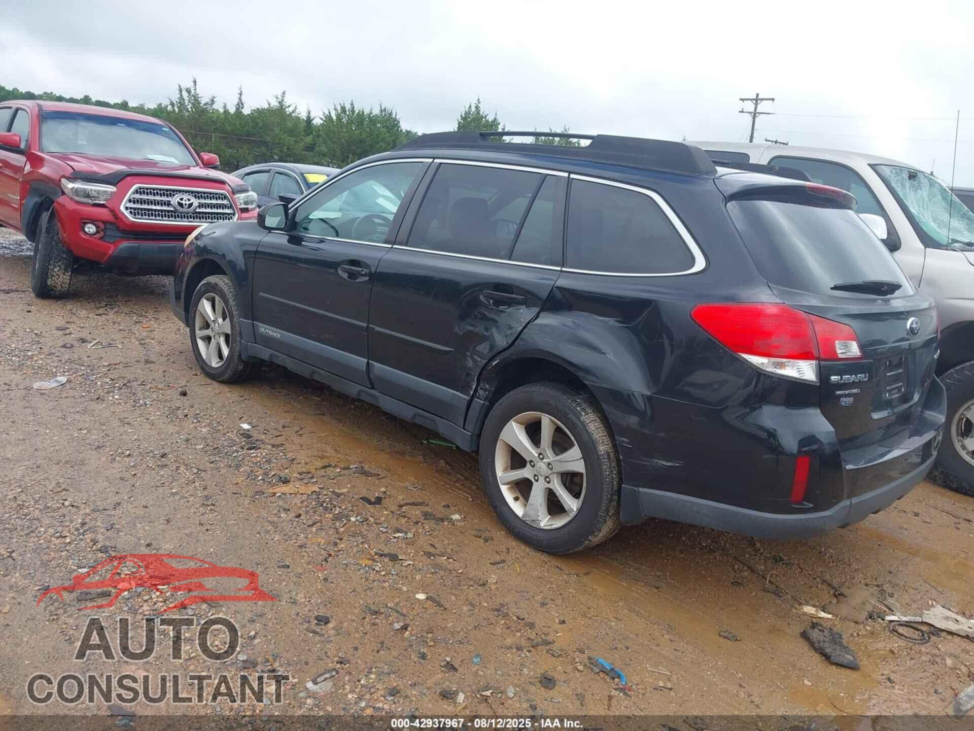 SUBARU OUTBACK 2013 - 4S4BRCCC3D3247664