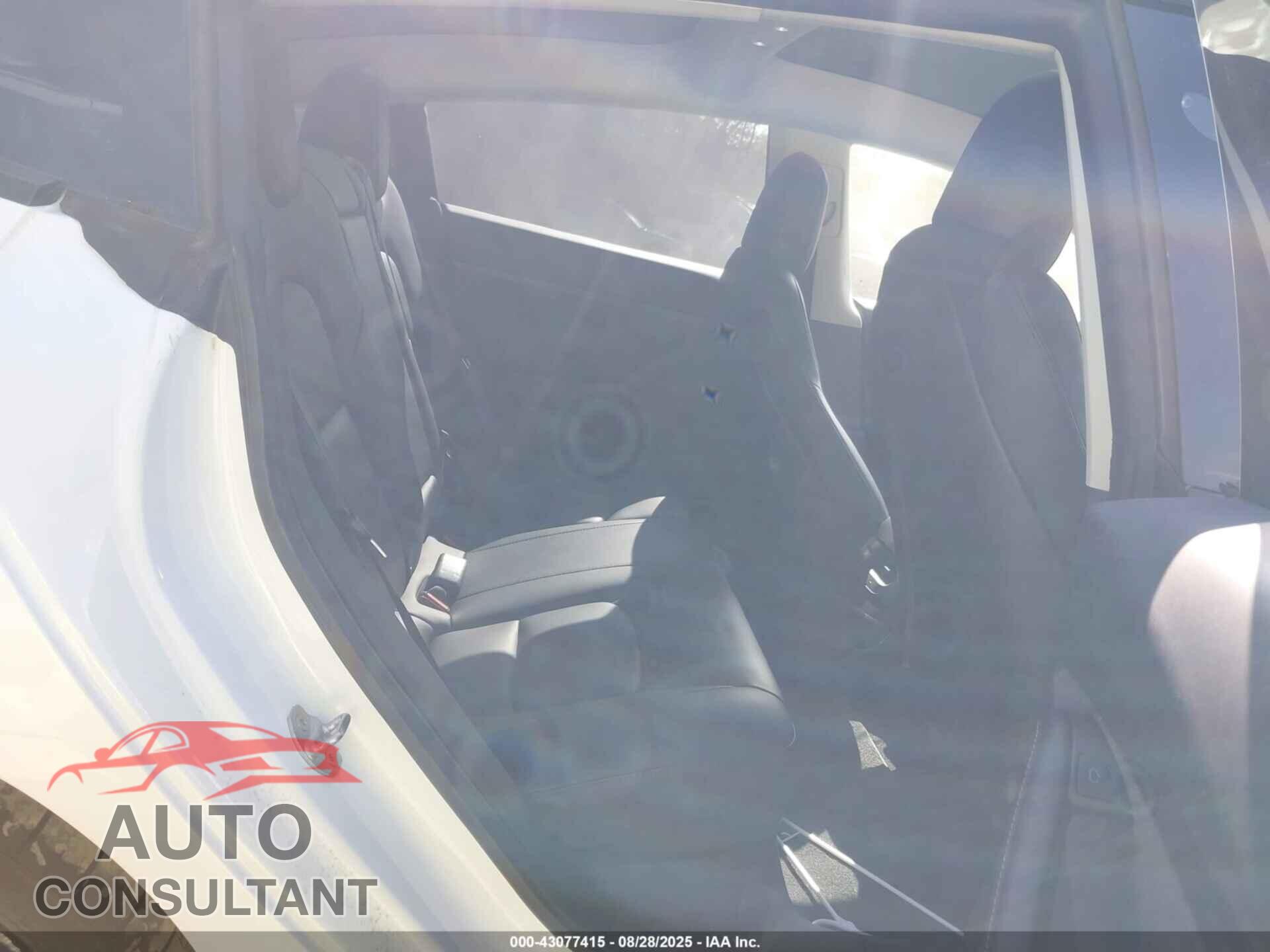 TESLA MODEL 3 2021 - 5YJ3E1EC6MF050285