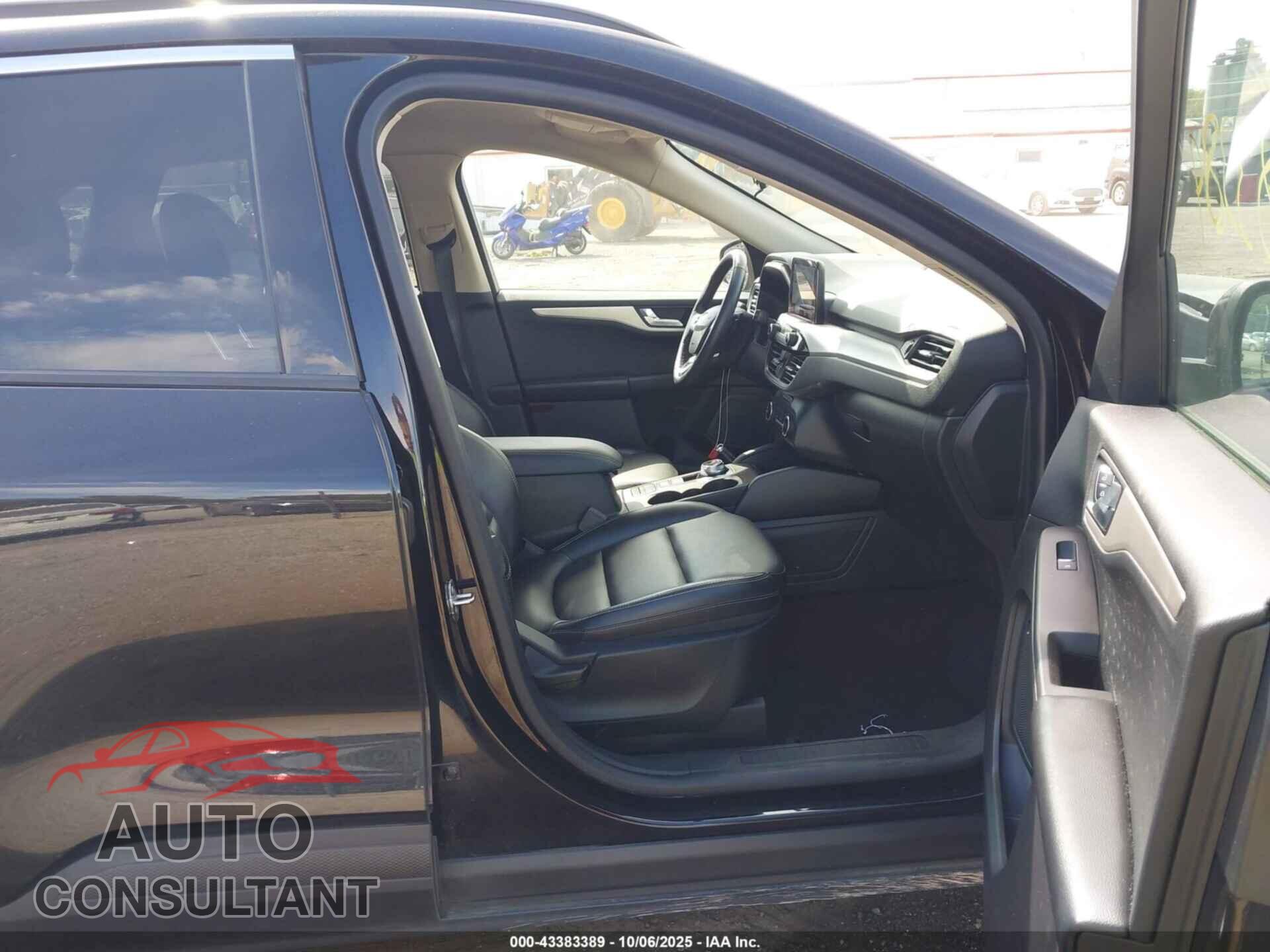 FORD ESCAPE 2020 - 1FMCU9H99LUA07546