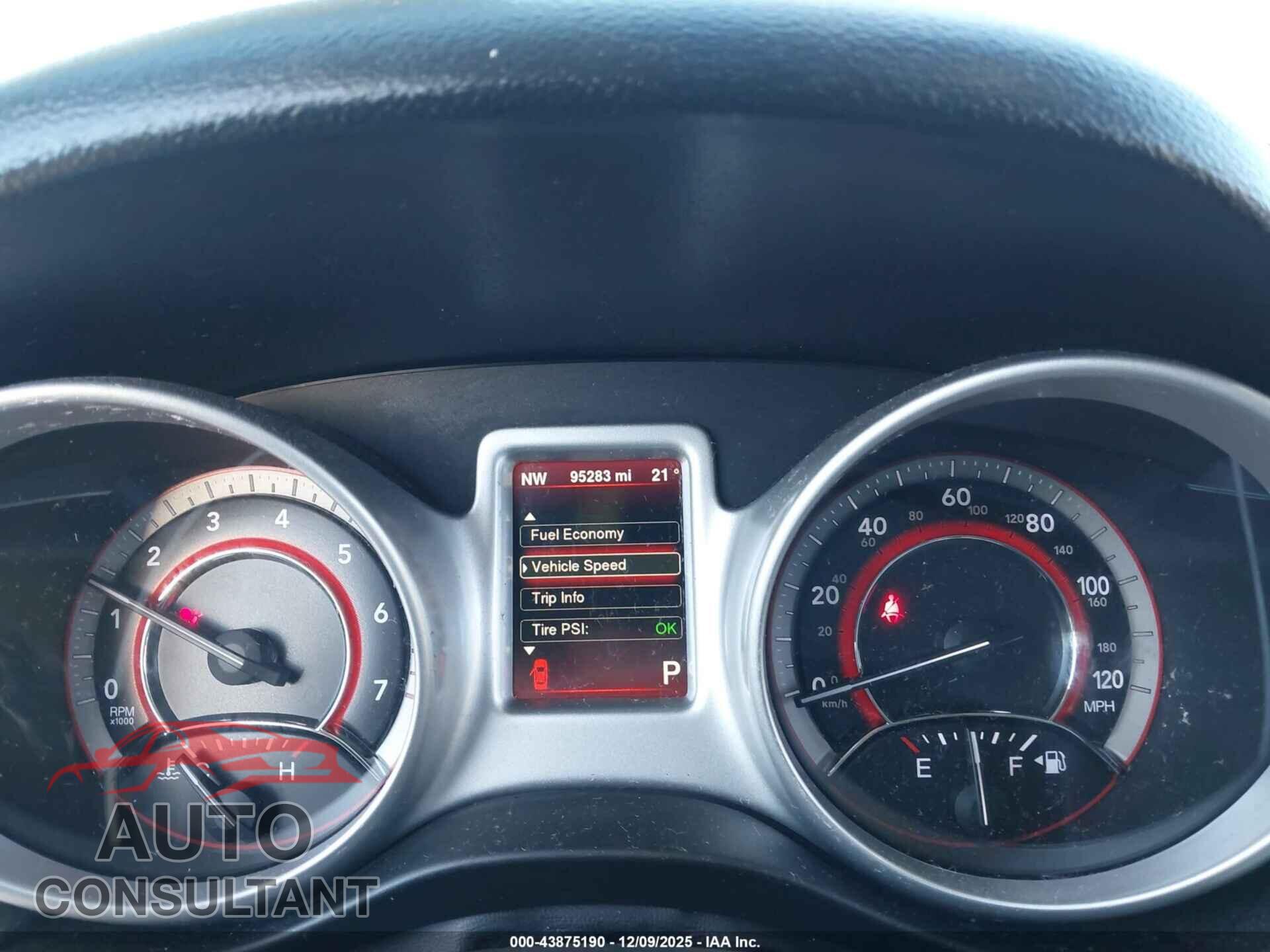 DODGE JOURNEY 2015 - 3C4PDCBB9FT708696