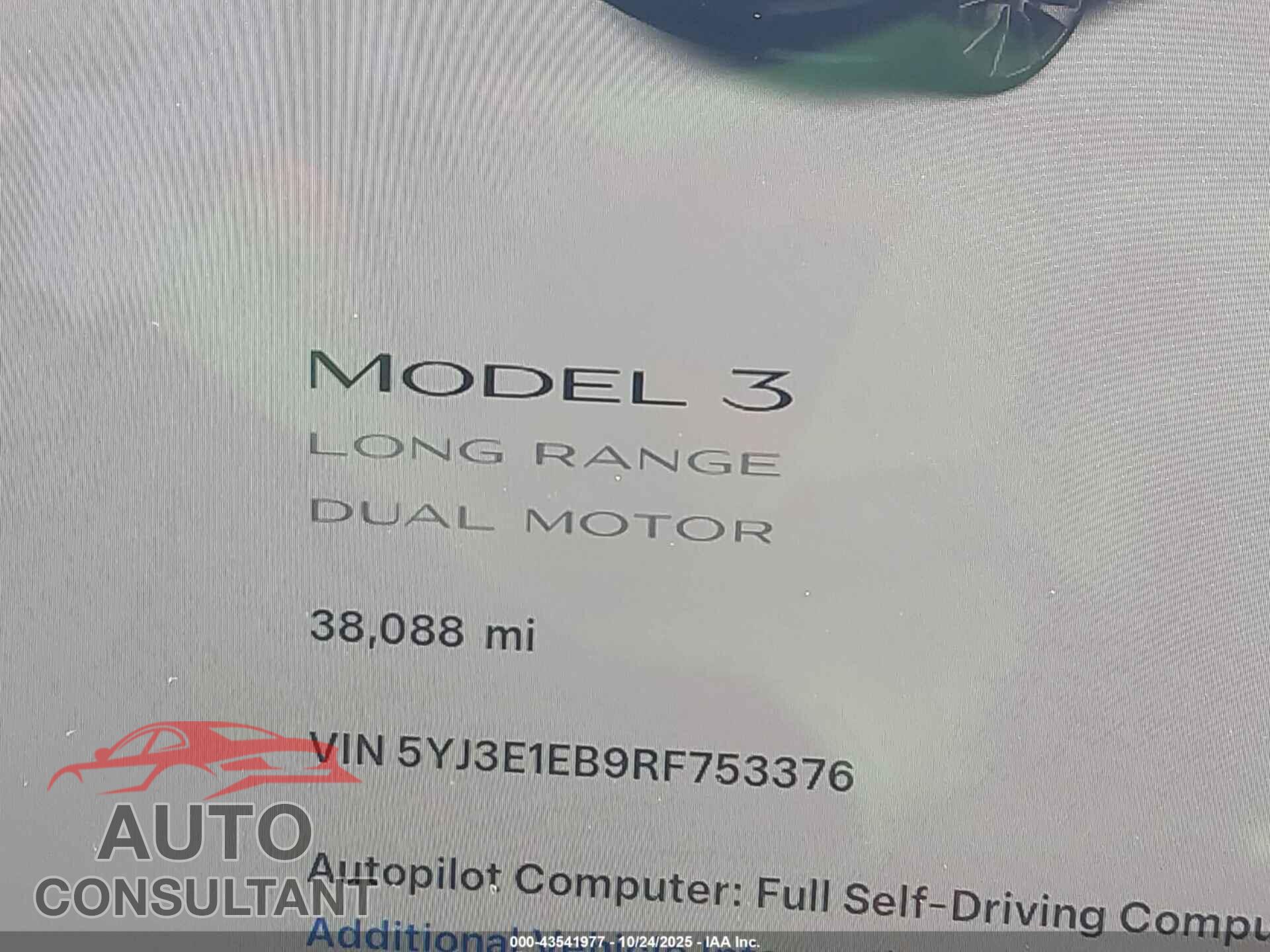 TESLA MODEL 3 2024 - 5YJ3E1EB9RF753376