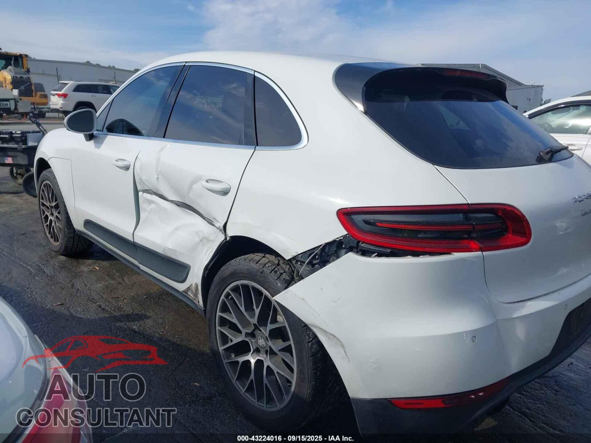 PORSCHE MACAN 2016 - WP1AB2A53GLB42628