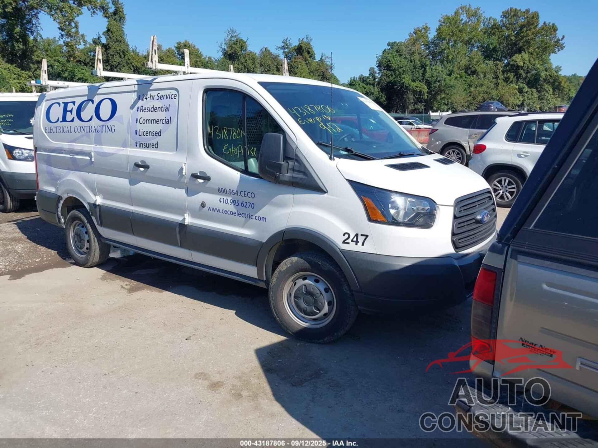 FORD TRANSIT-250 2018 - 1FTYR1ZM5JKA41458