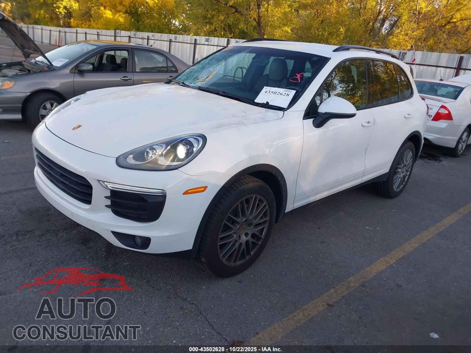 PORSCHE CAYENNE 2016 - WP1AA2A29GKA11752