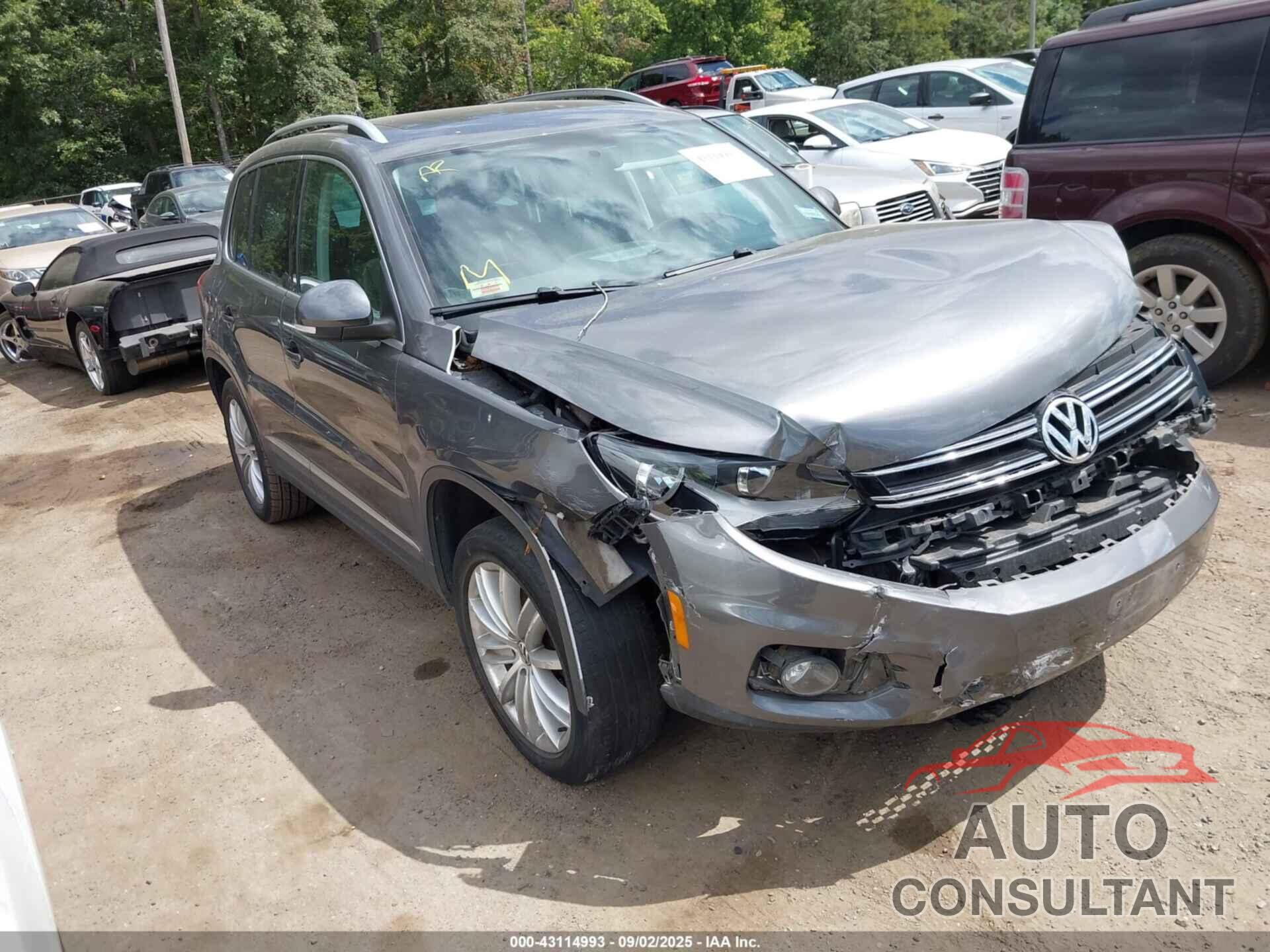 VOLKSWAGEN TIGUAN 2014 - WVGBV3AX0EW560026