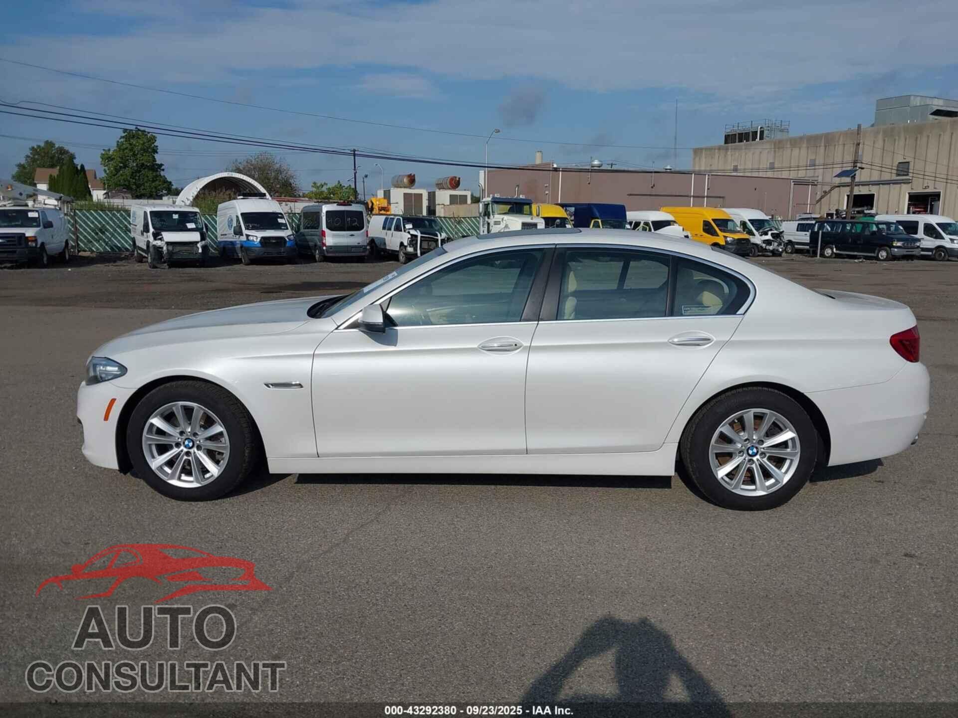 BMW 528I 2014 - WBA5A7C57ED616617
