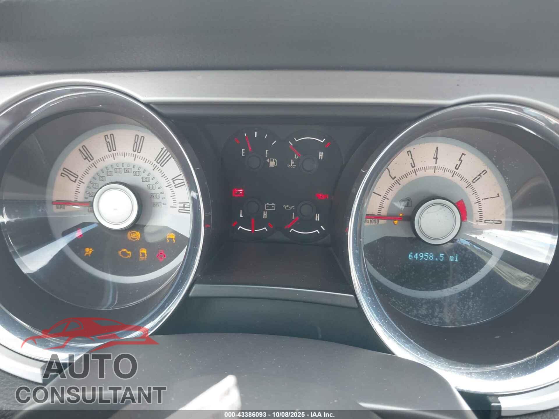 FORD MUSTANG 2010 - 1ZVBP8CH3A5117058