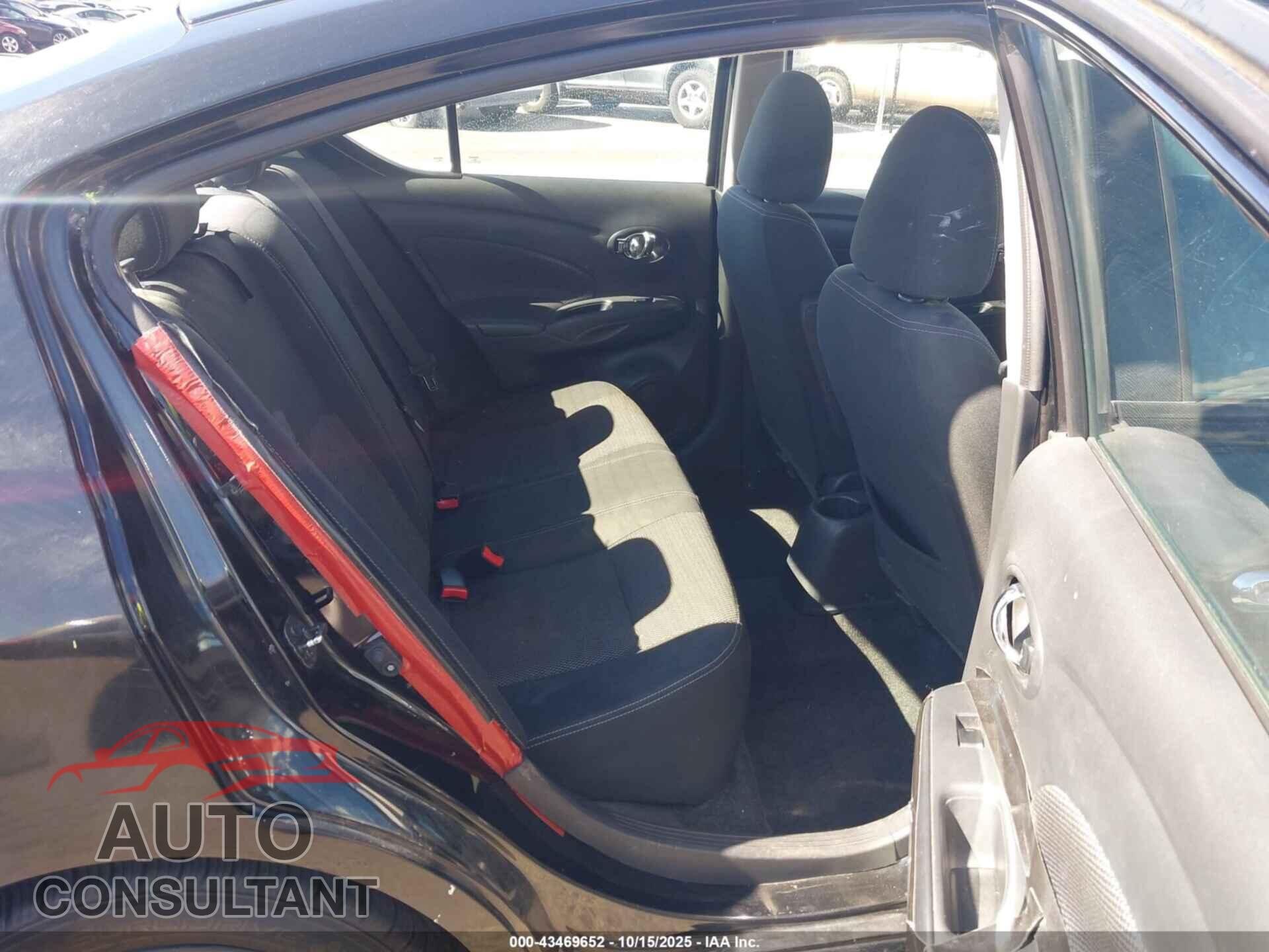 NISSAN VERSA 2017 - 3N1CN7AP3HL824384