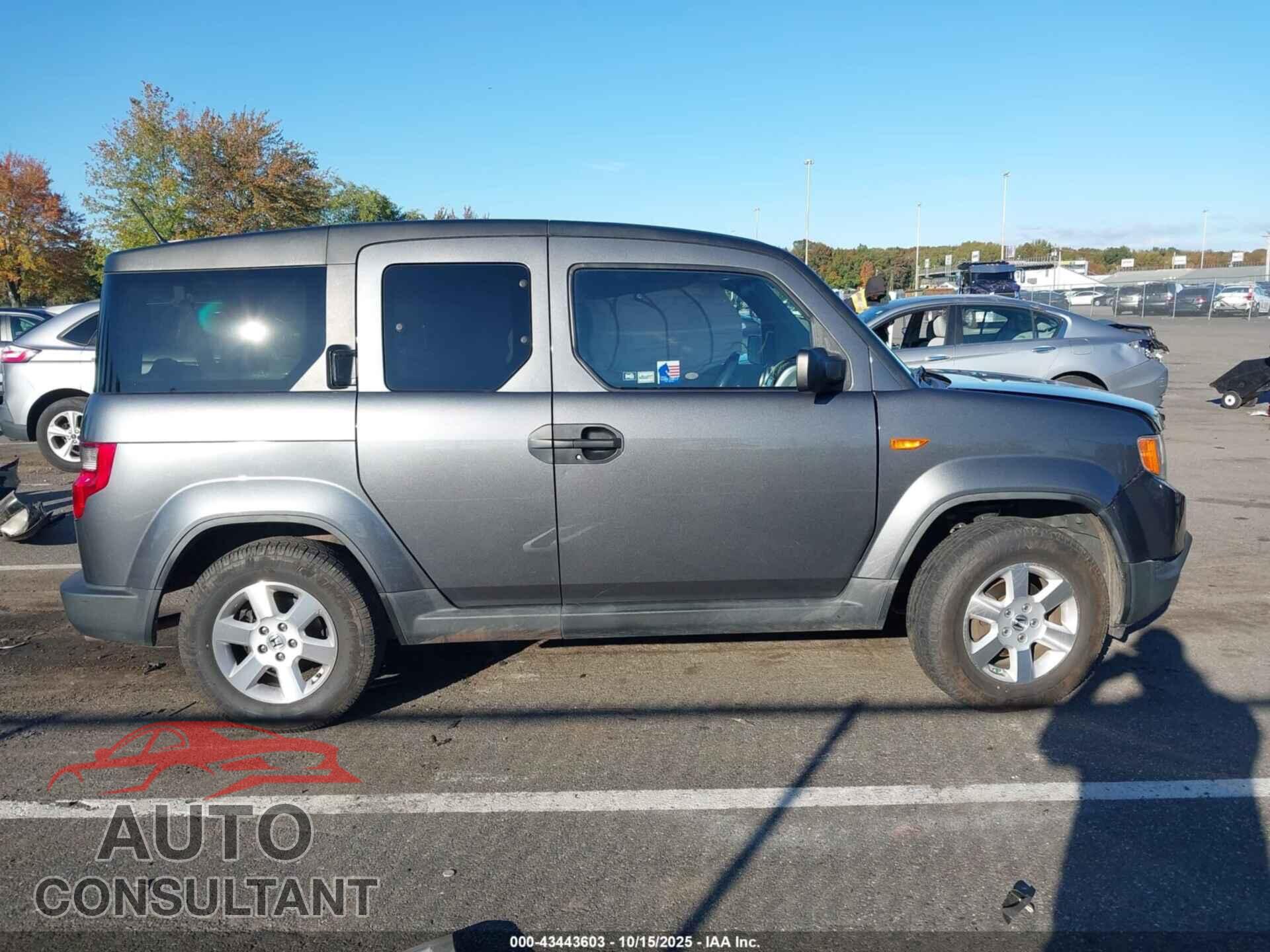 HONDA ELEMENT 2011 - 5J6YH2H75BL006056
