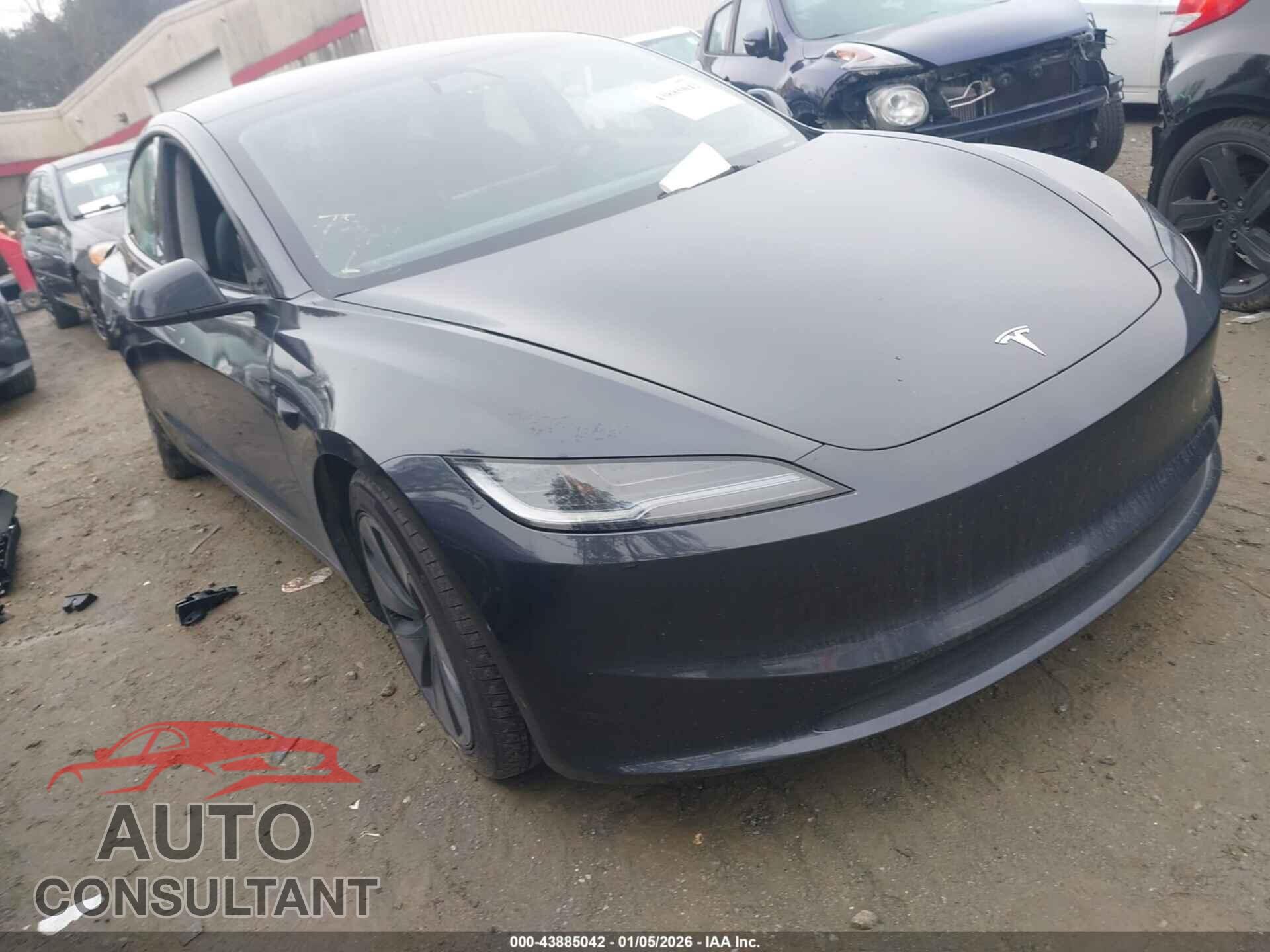 TESLA MODEL 3 2024 - 5YJ3E1EA4RF868281
