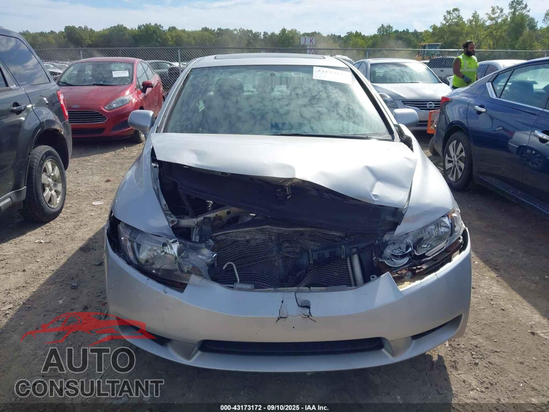 HONDA CIVIC 2011 - 19XFA1F85BE032687