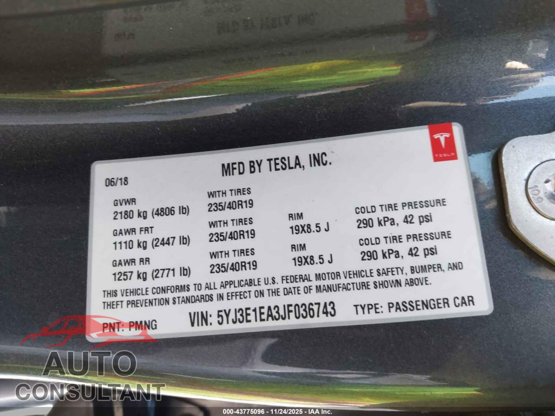 TESLA MODEL 3 2018 - 5YJ3E1EA3JF036743