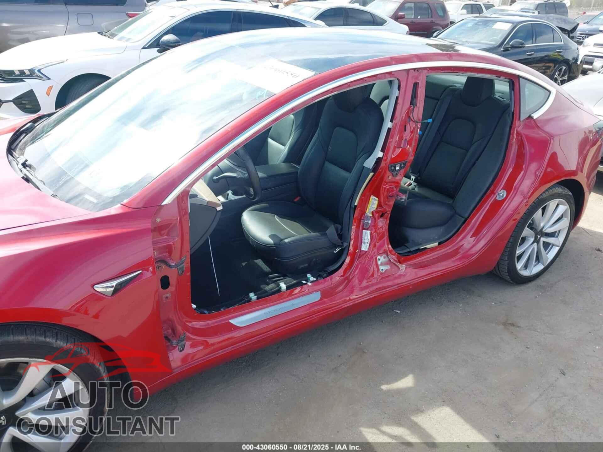 TESLA MODEL 3 2019 - 5YJ3E1EB6KF389617
