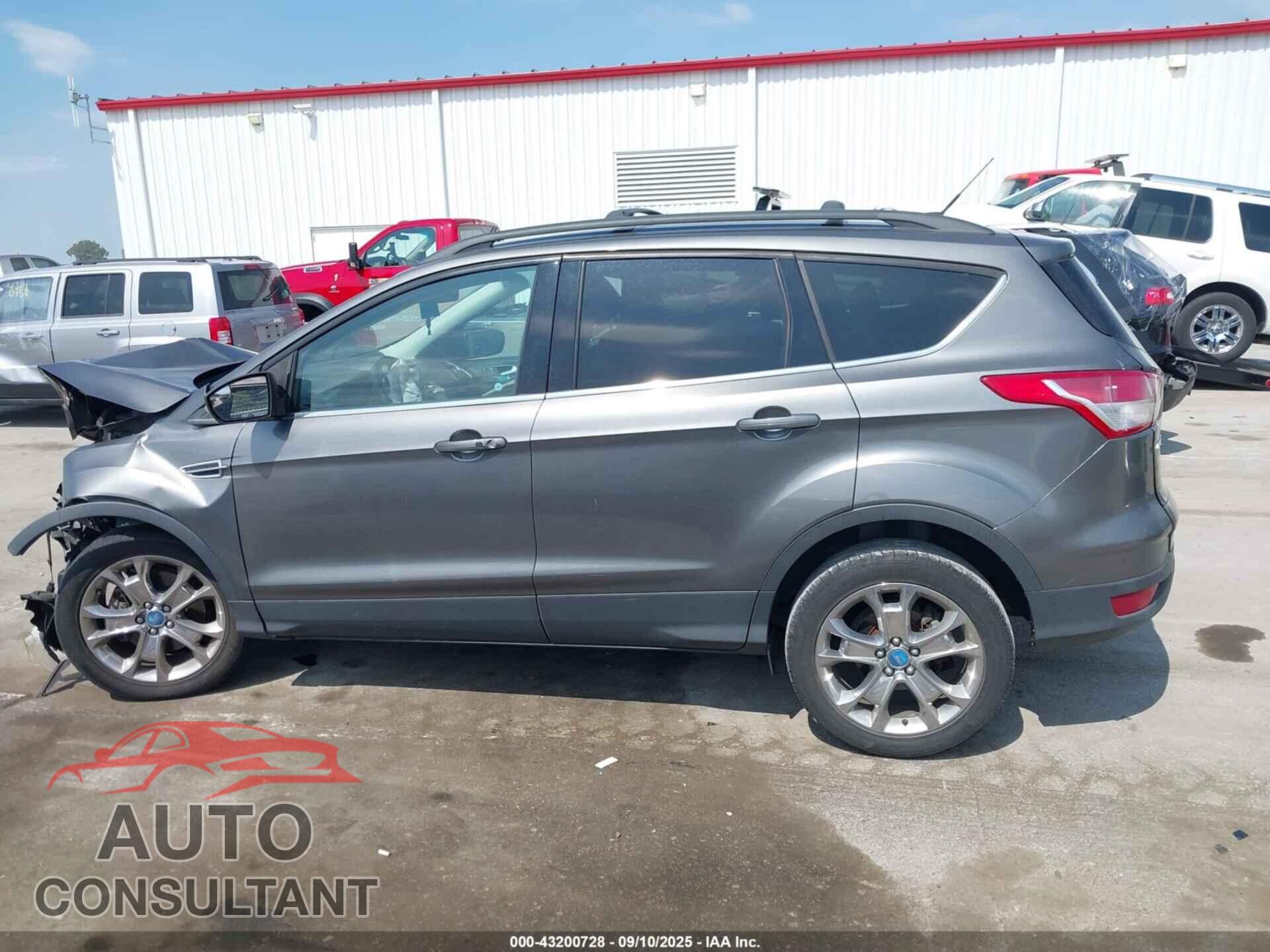 FORD ESCAPE 2013 - 1FMCU0H94DUC31482
