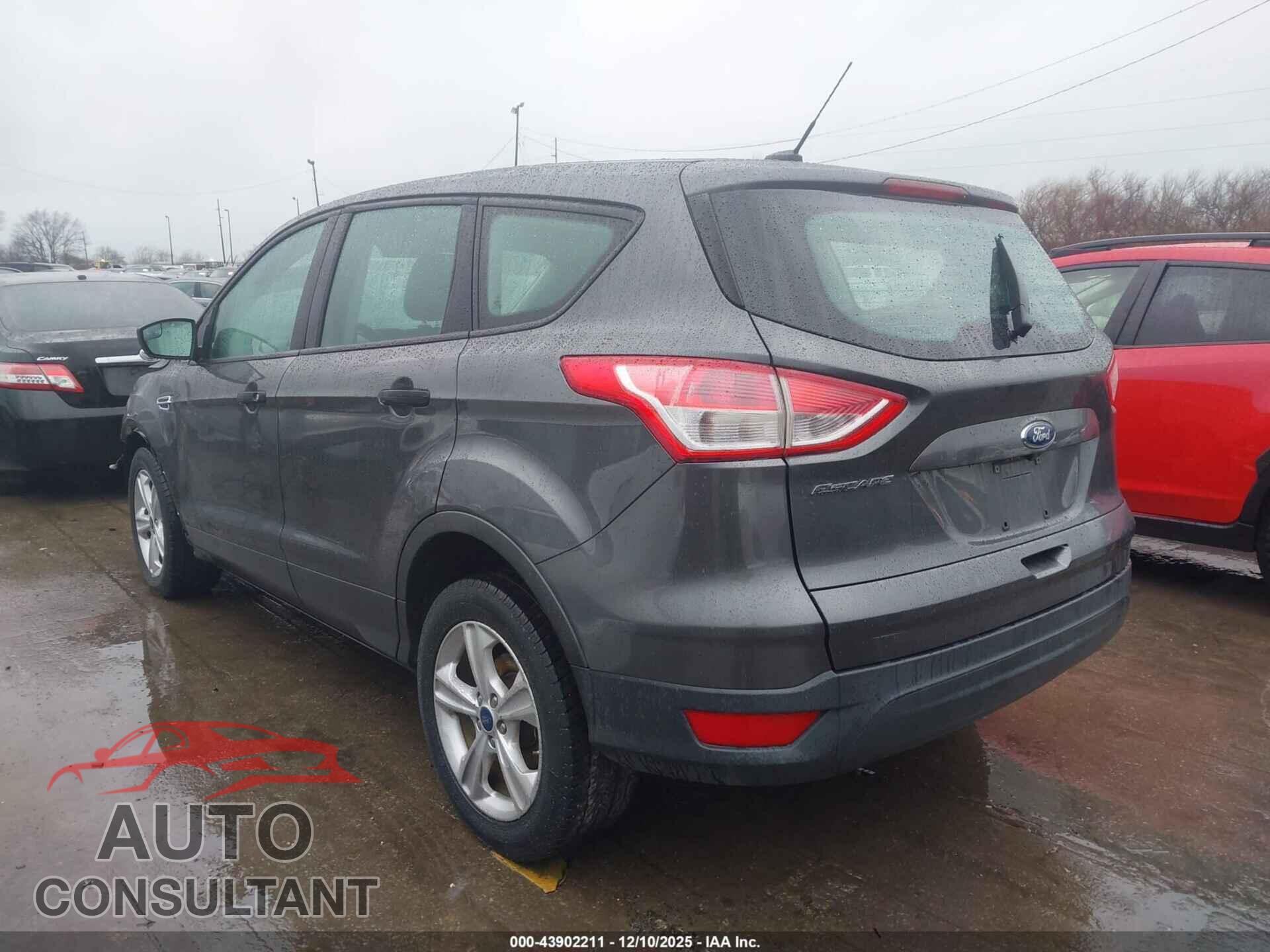 FORD ESCAPE 2016 - 1FMCU0F75GUB30232