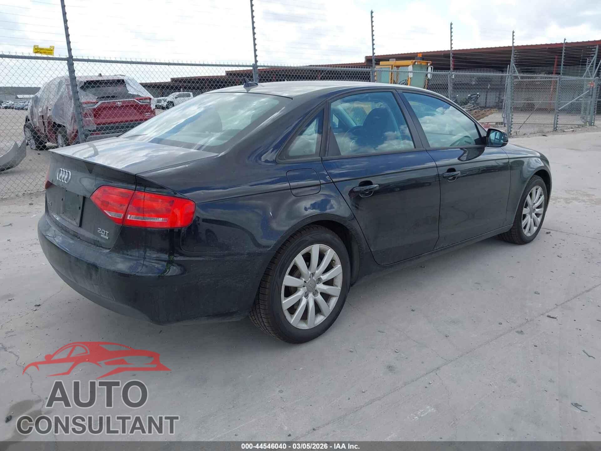 AUDI A4 2012 - WAUBFAFL7CA117603