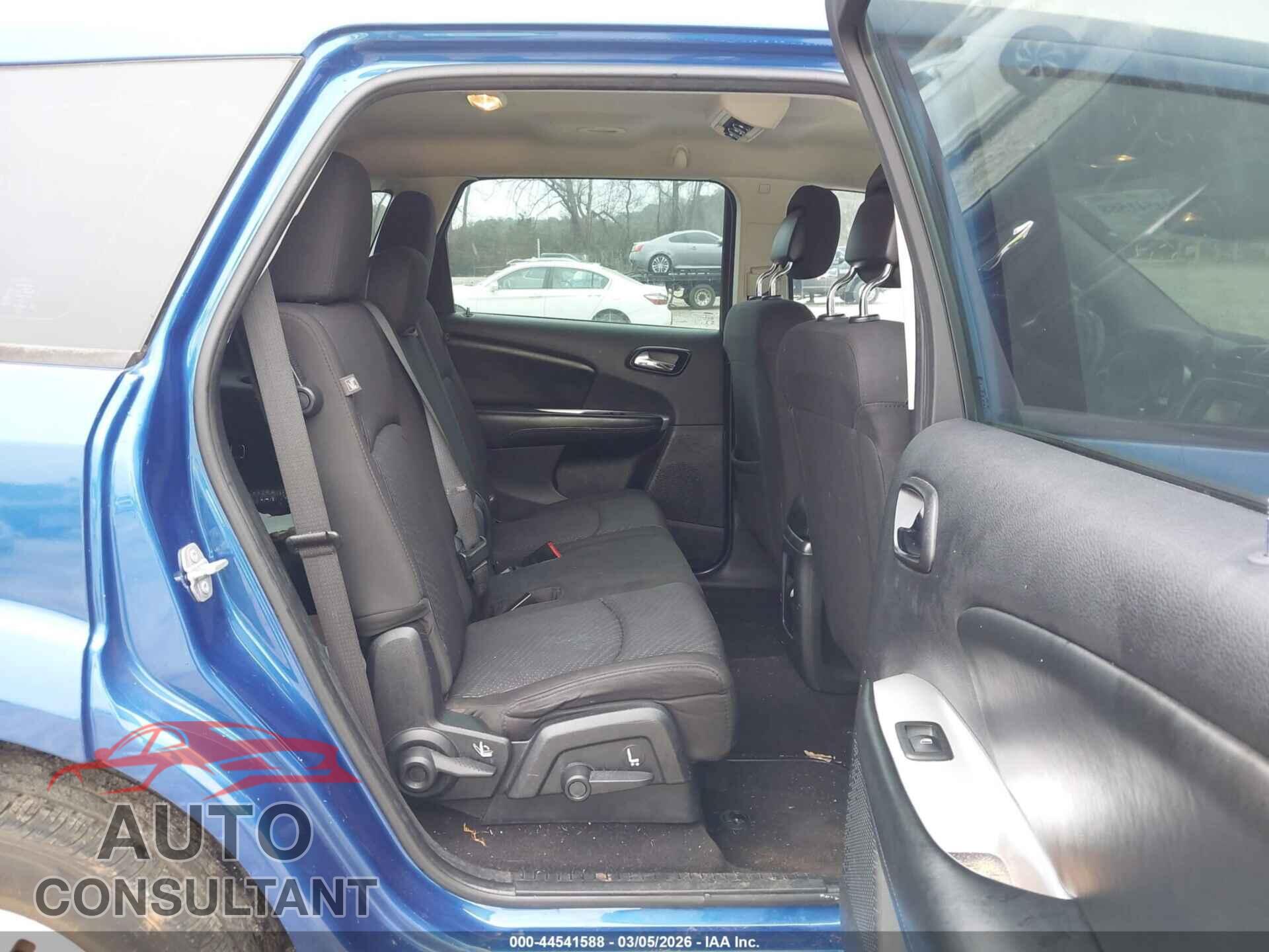 DODGE JOURNEY 2015 - 3C4PDCAB1FT720133