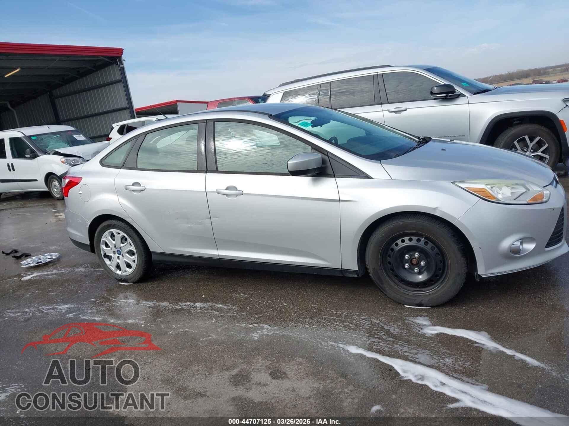 FORD FOCUS 2012 - 1FAHP3F24CL201580