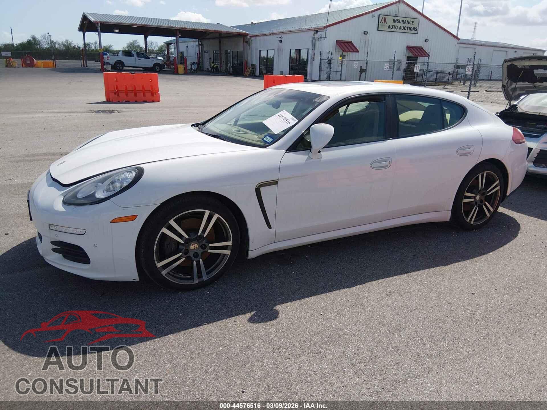 PORSCHE PANAMERA 2015 - WP0AA2A77FL001422