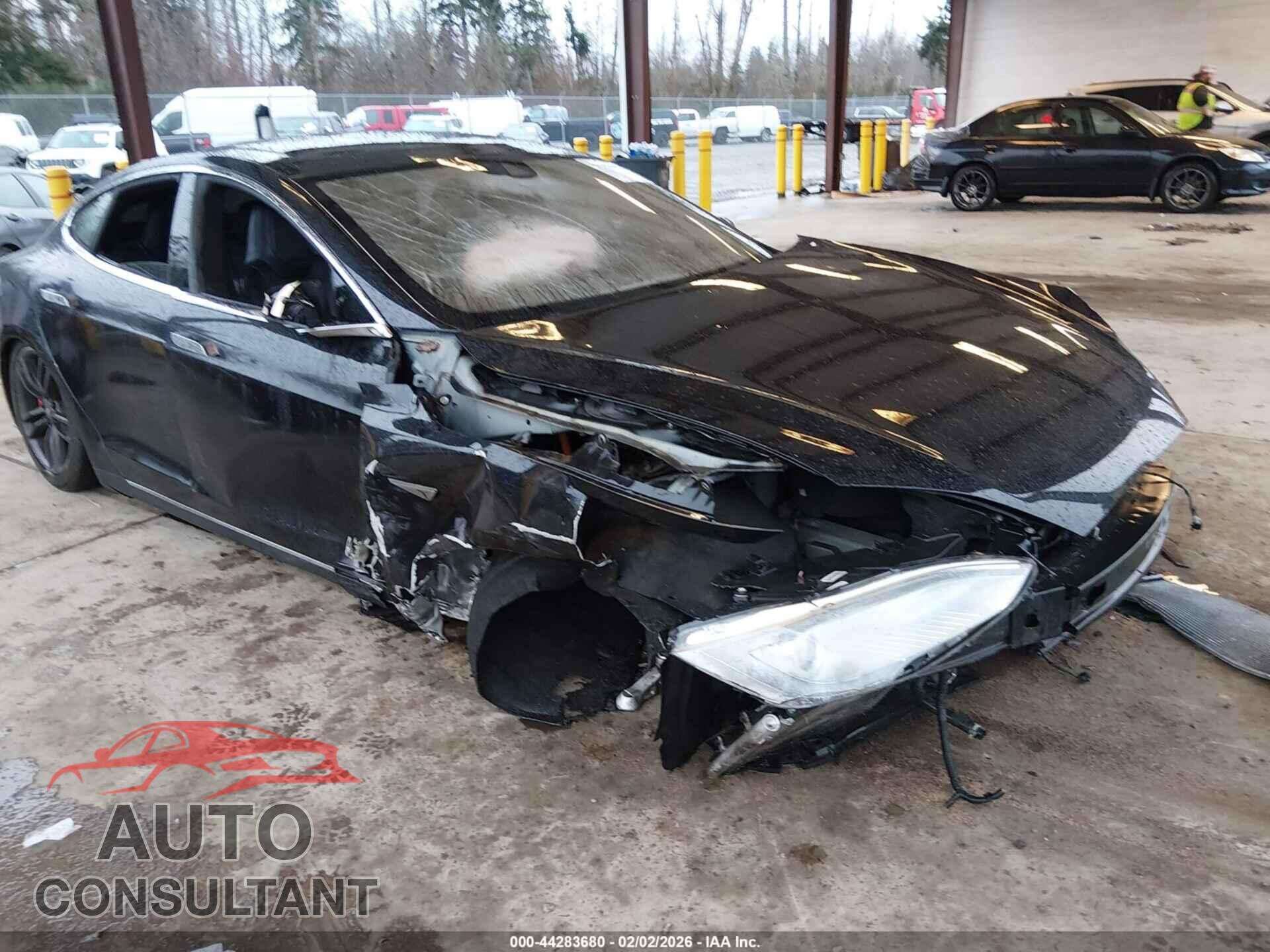 TESLA MODEL S 2016 - 5YJSA1E41GF130162