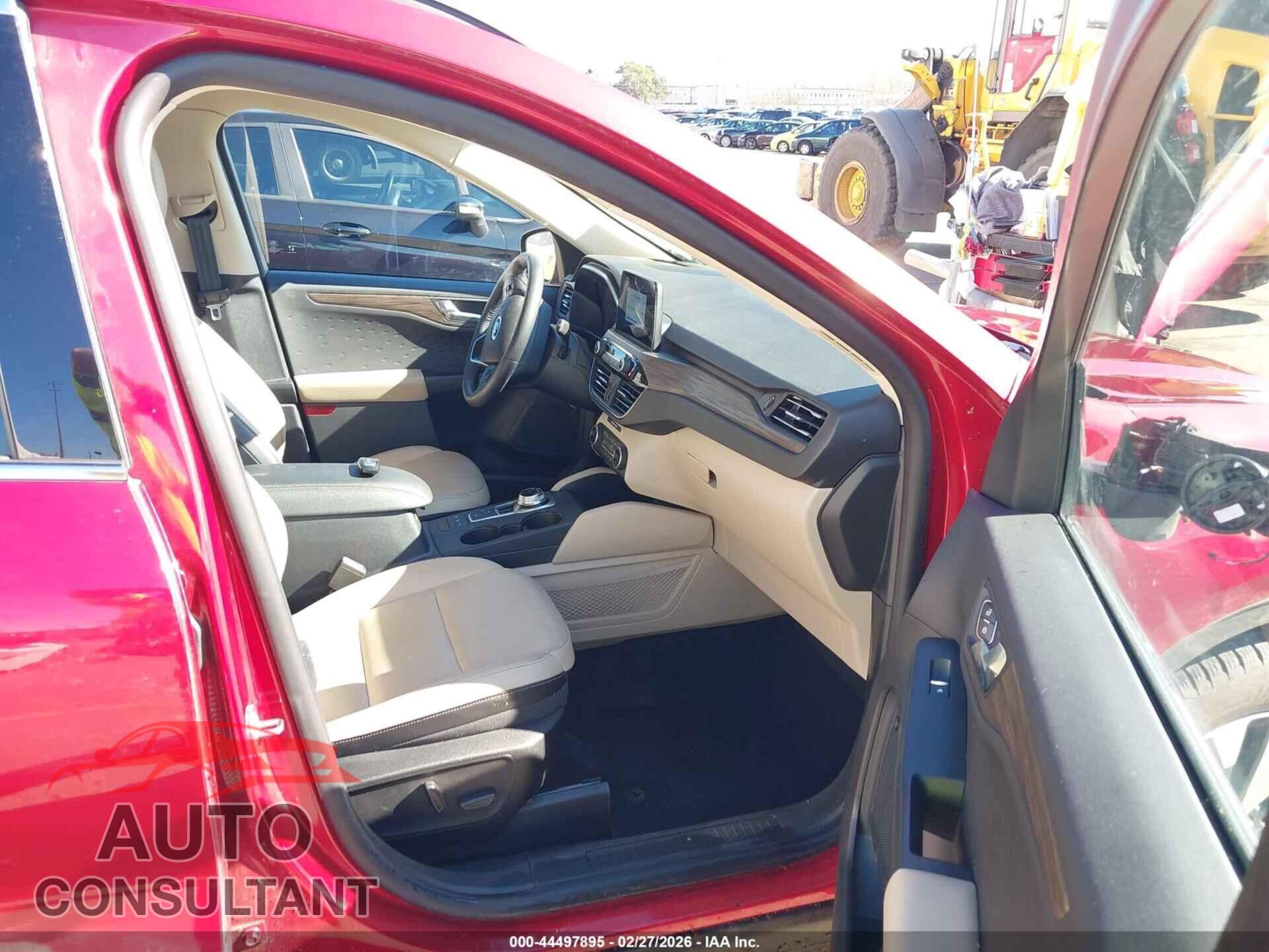 FORD ESCAPE 2020 - 1FMCU9DZ4LUA58409