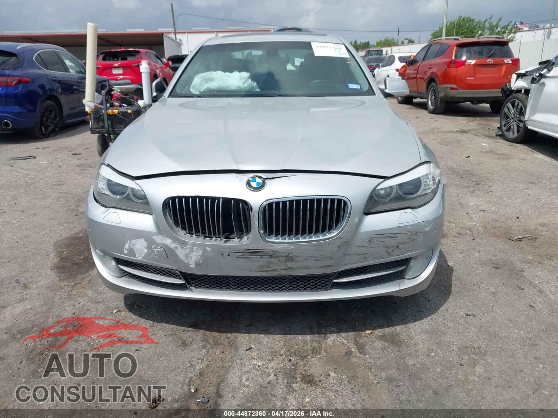 BMW 528I 2012 - WBAXG5C55CDW24109