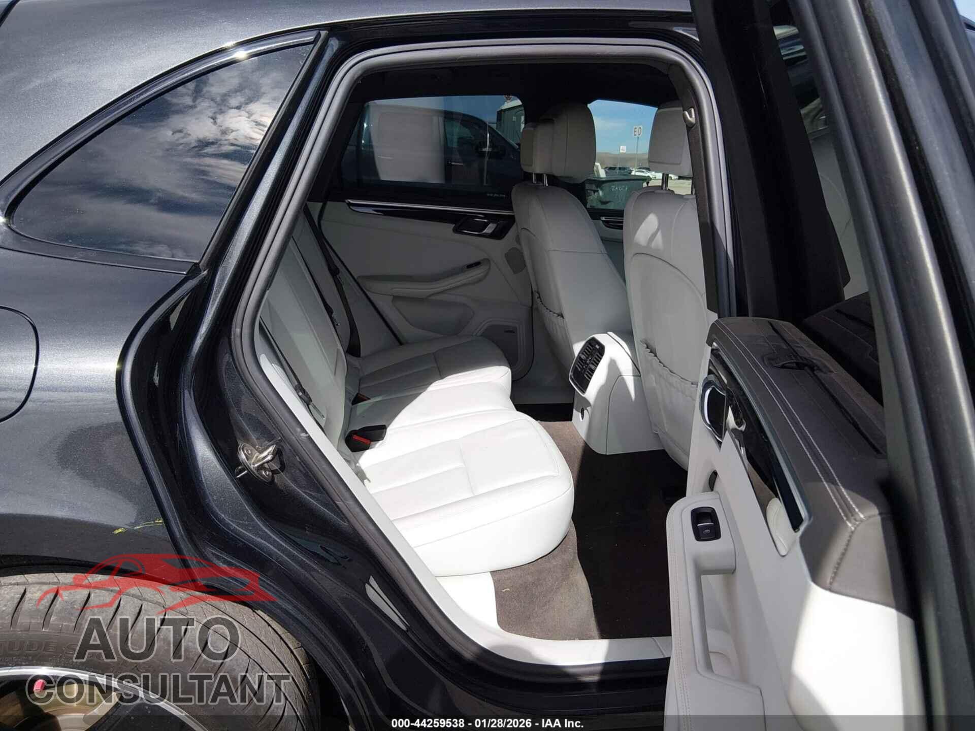 PORSCHE MACAN 2021 - WP1AB2A51MLB36094