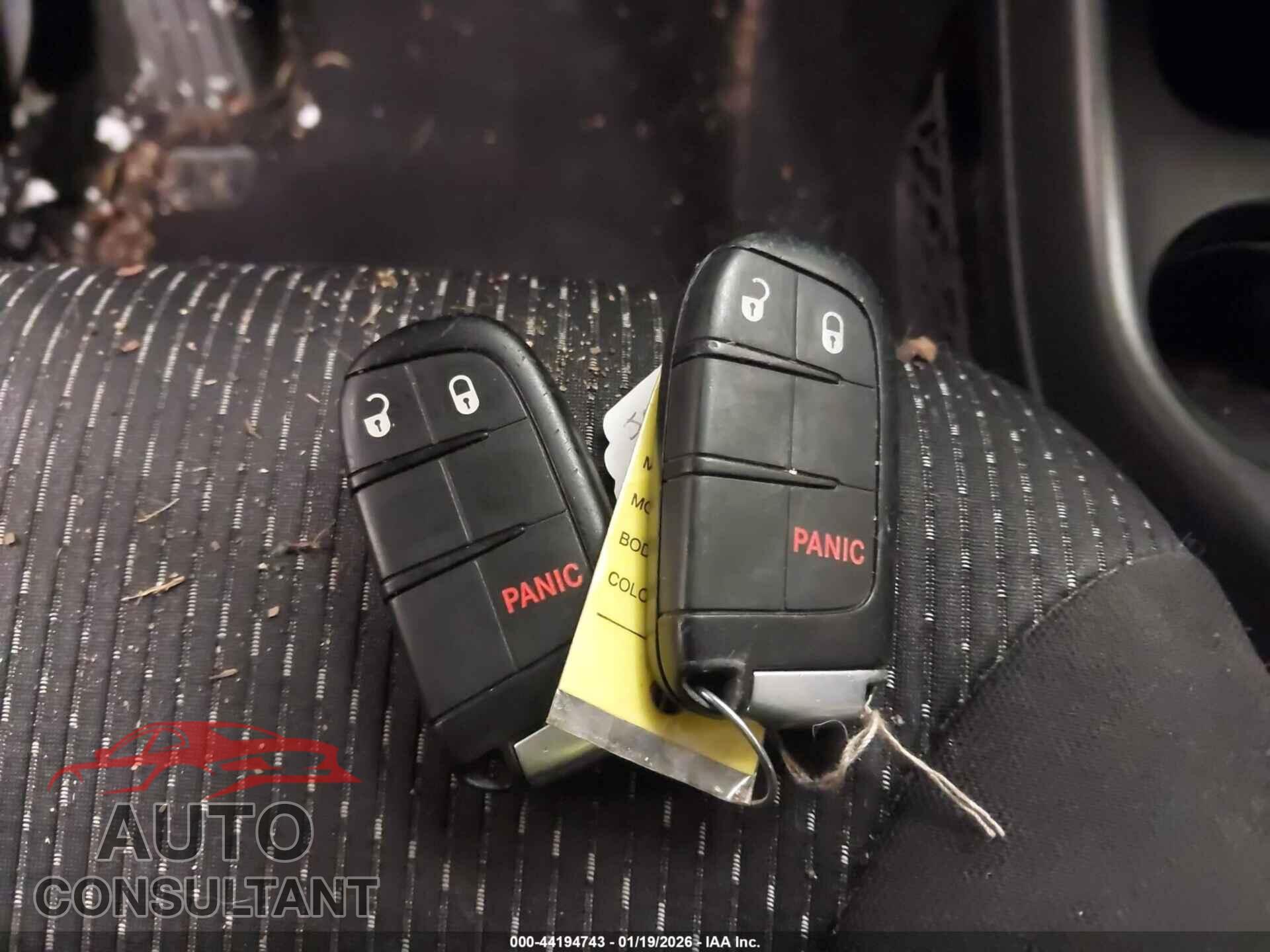 DODGE JOURNEY 2015 - 3C4PDCBG7FT722656