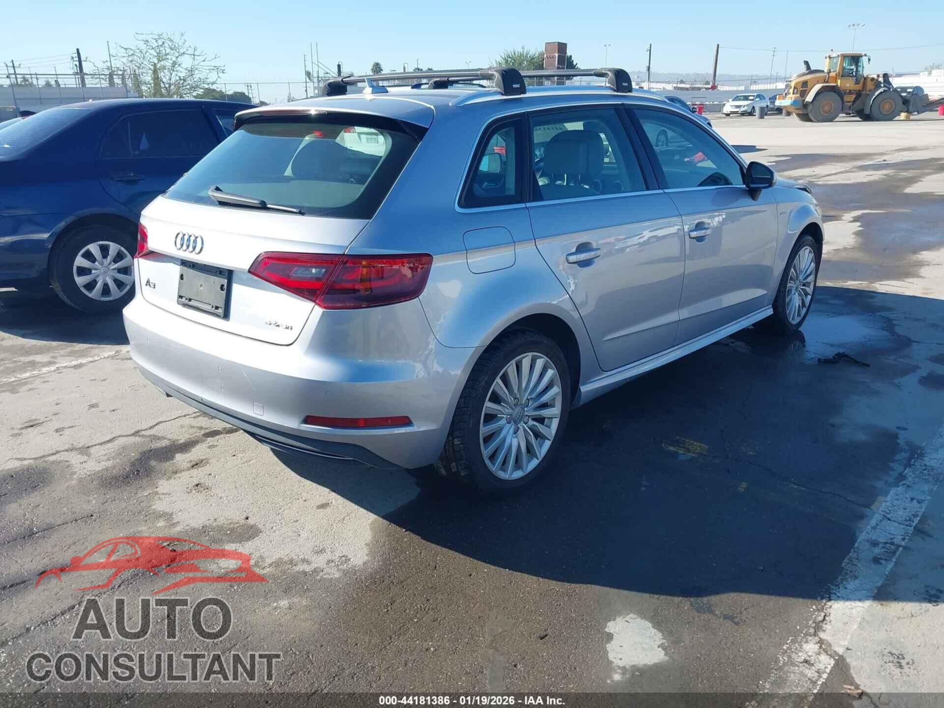 AUDI A3 E-TRON 2016 - WAUTPBFF4GA107053