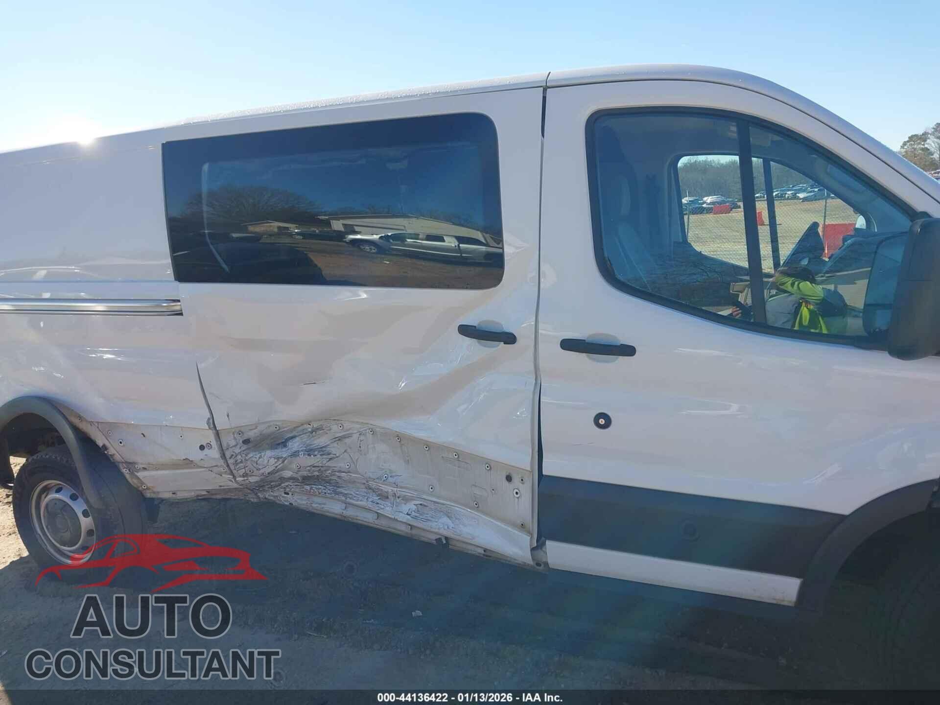 FORD TRANSIT-250 2018 - 1FTYR2YM8JKA22667