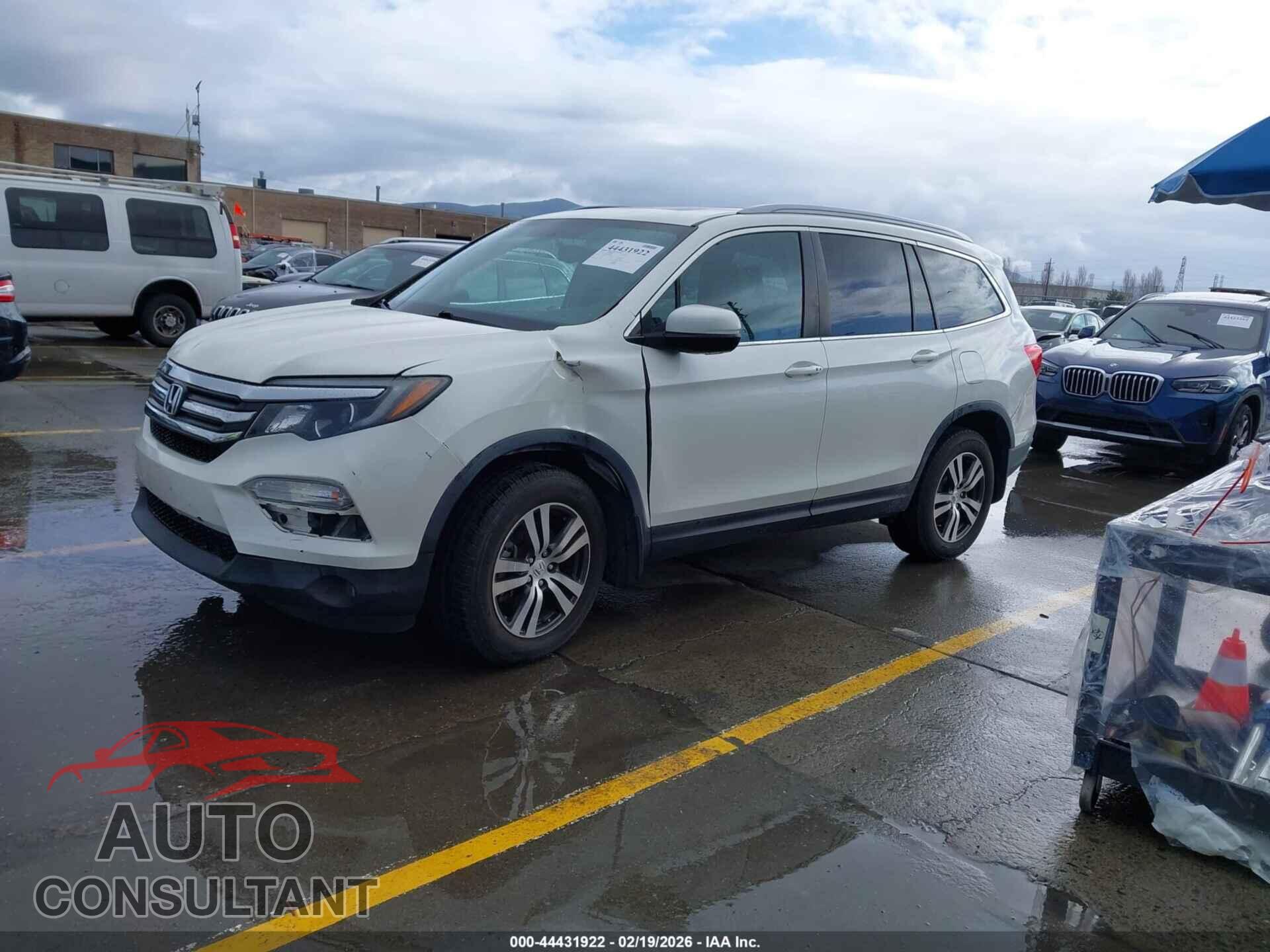 HONDA PILOT 2017 - 5FNYF6H58HB040019