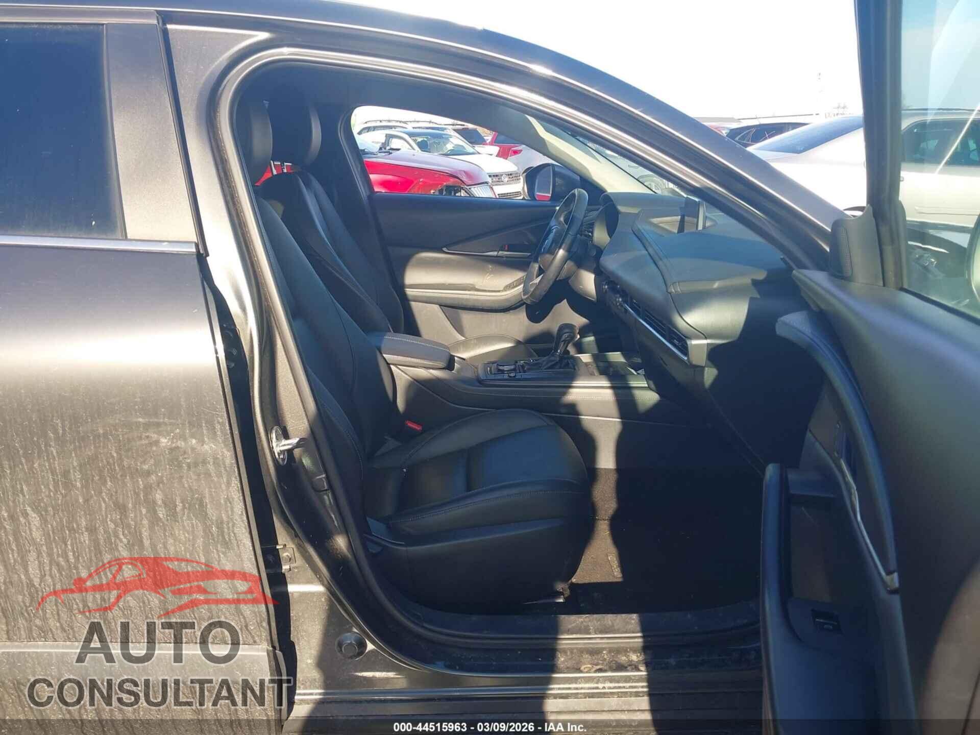 MAZDA CX-30 2023 - 3MVDMBBM2PM528257